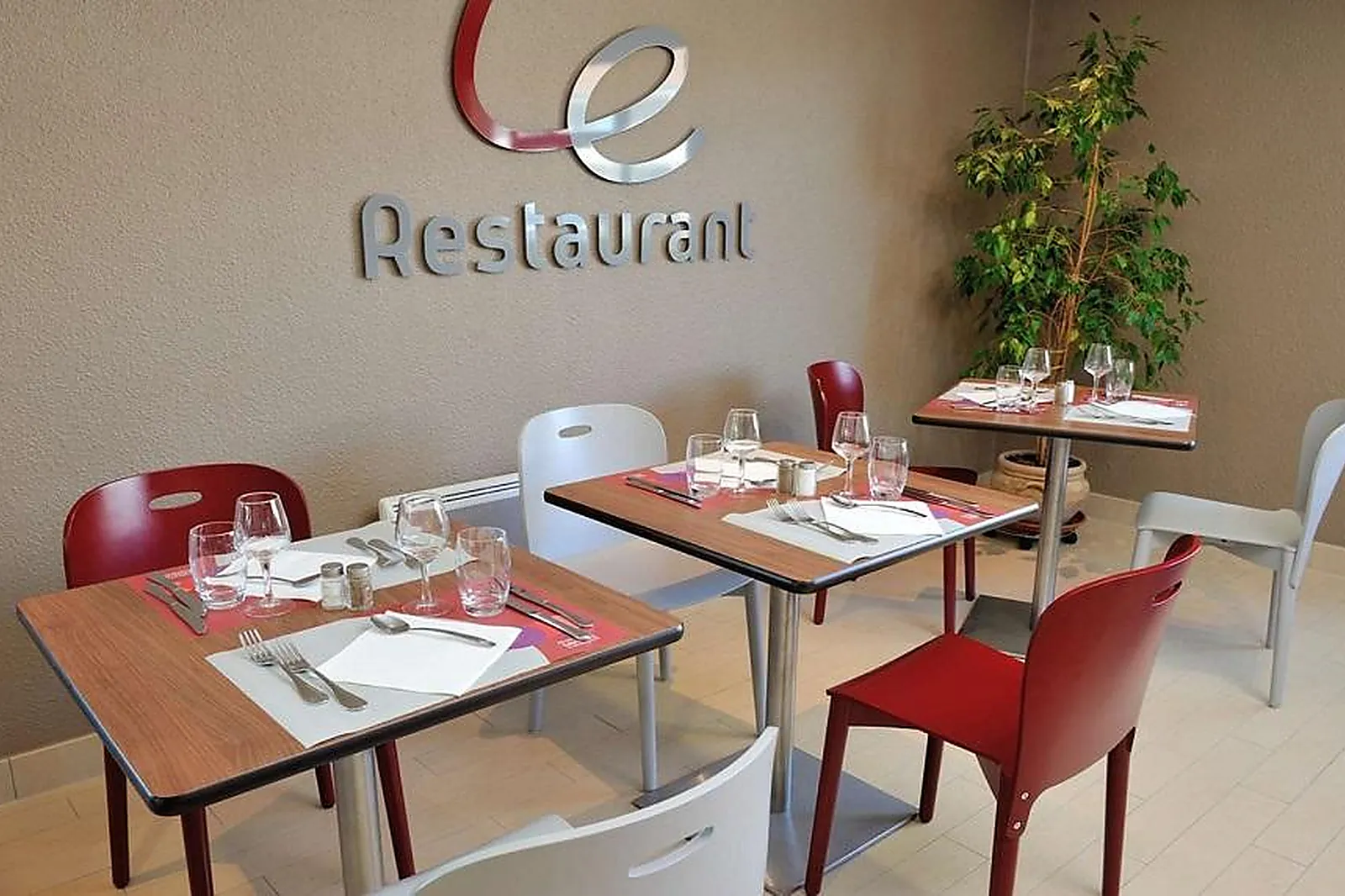 Lieux événementiels, HÔTEL CAMPANILE VILLENEUVE SAINT-GEORGES