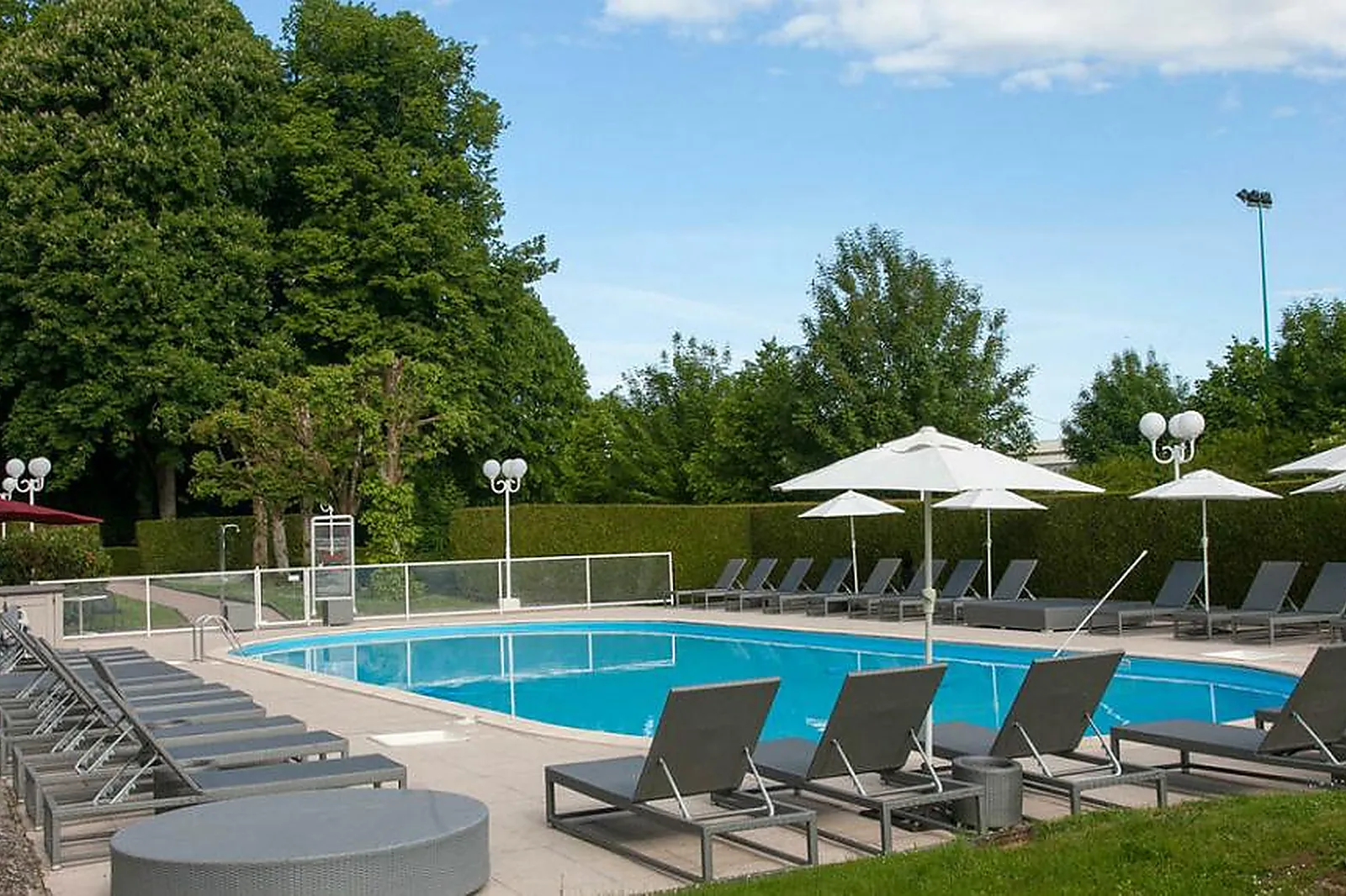 Lieux événementiels, HÔTEL CLUB COSMOS - GROUPE PARTOUCHE