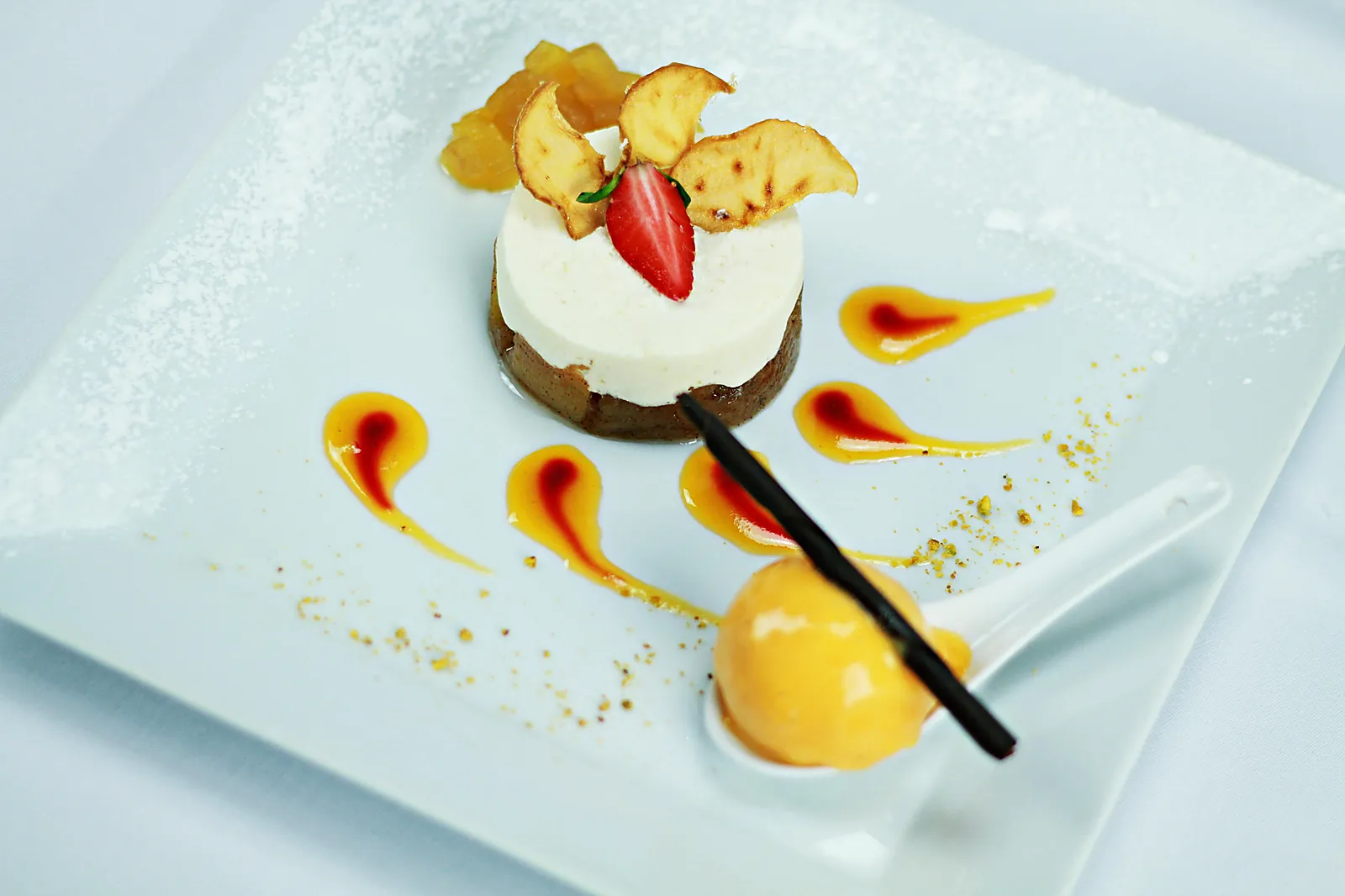 Lieux événementiels, HÔTEL CLUB COSMOS - GROUPE PARTOUCHE