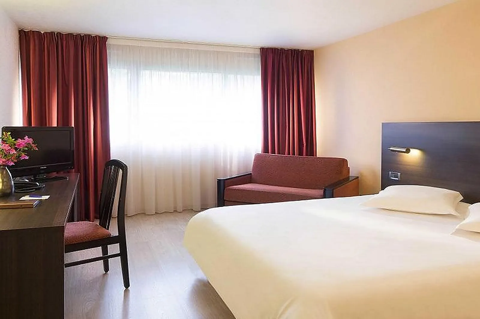 Lieux événementiels, HÔTEL ESCALE OCEANIA BREST