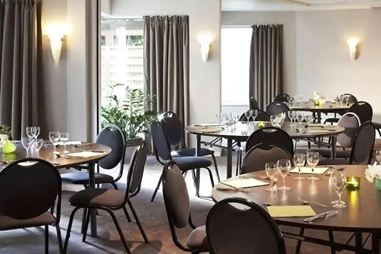 Lieux événementiels, HÔTEL ESCALE OCEANIA VANNES