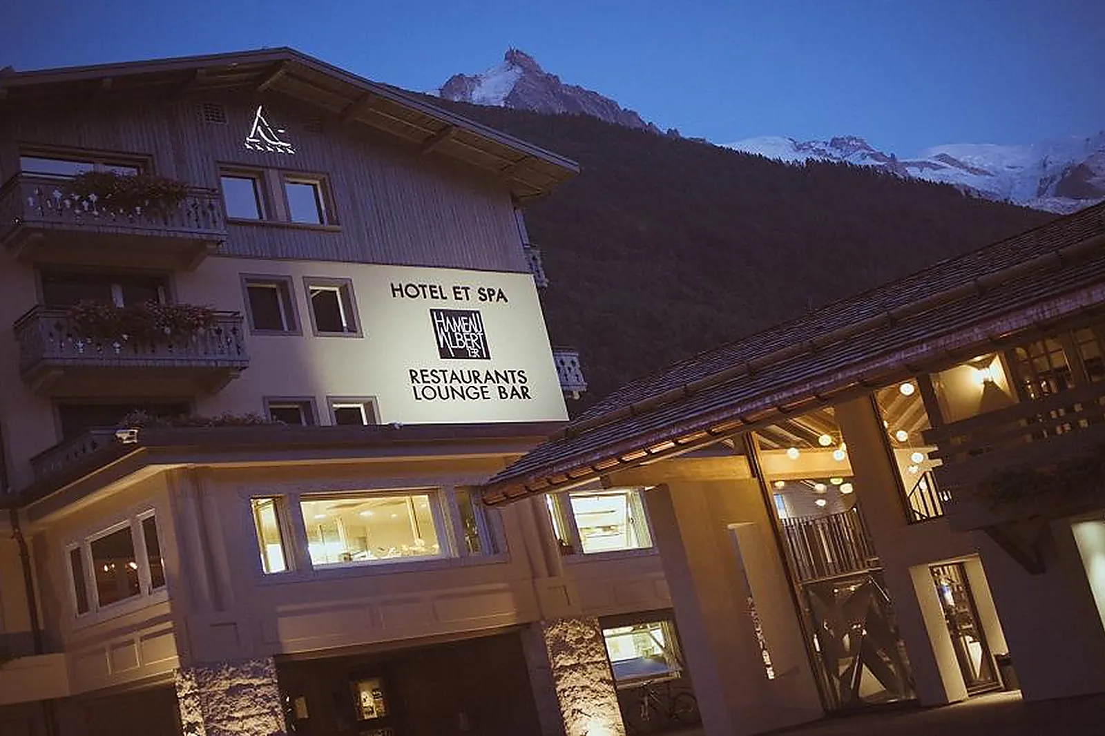 Hôtel, HÔTEL HAMEAU ALBERT 1ER