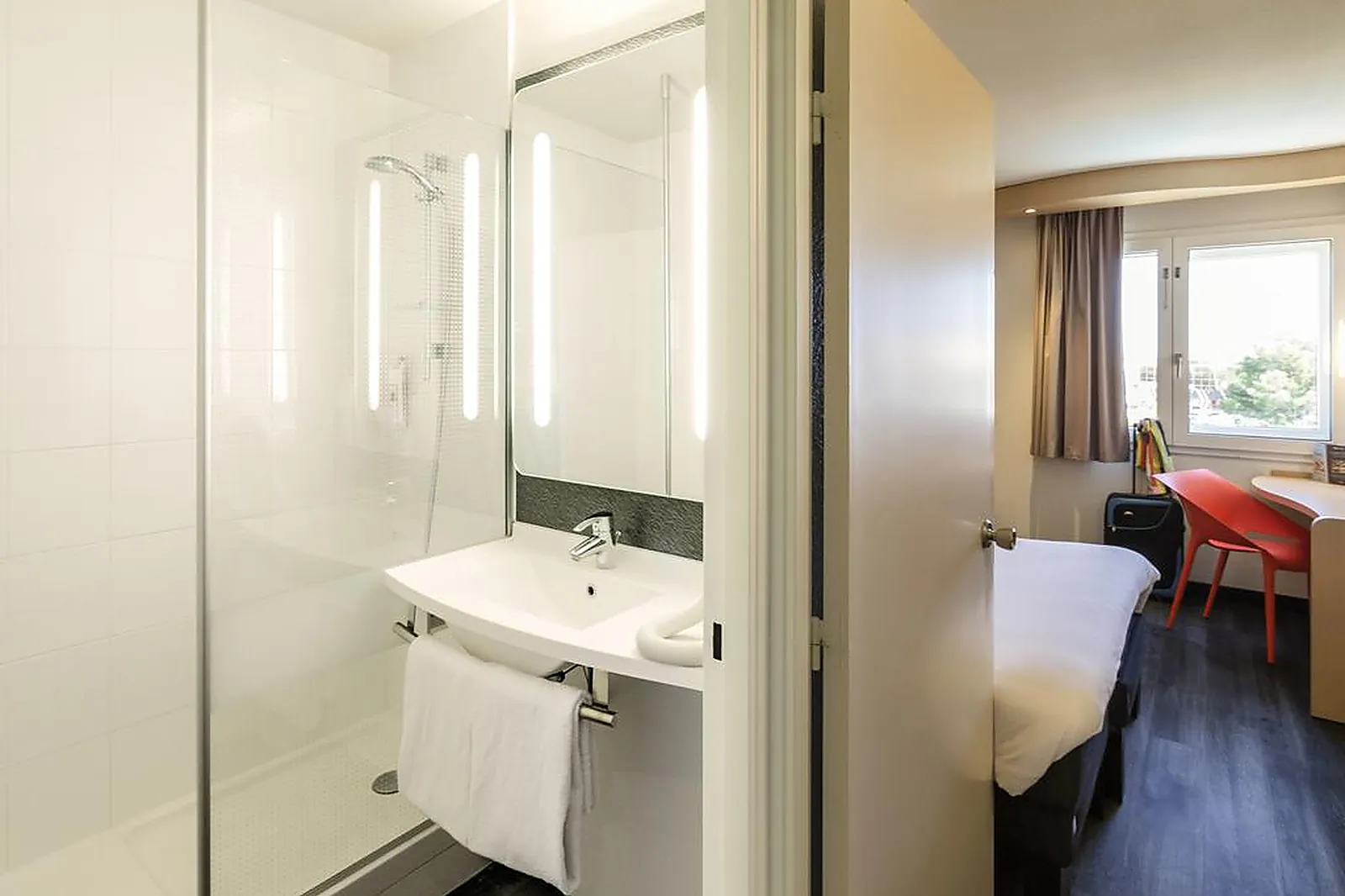 Lieux événementiels, HÔTEL IBIS BÉZIERS EST MÉDITERRANÉE