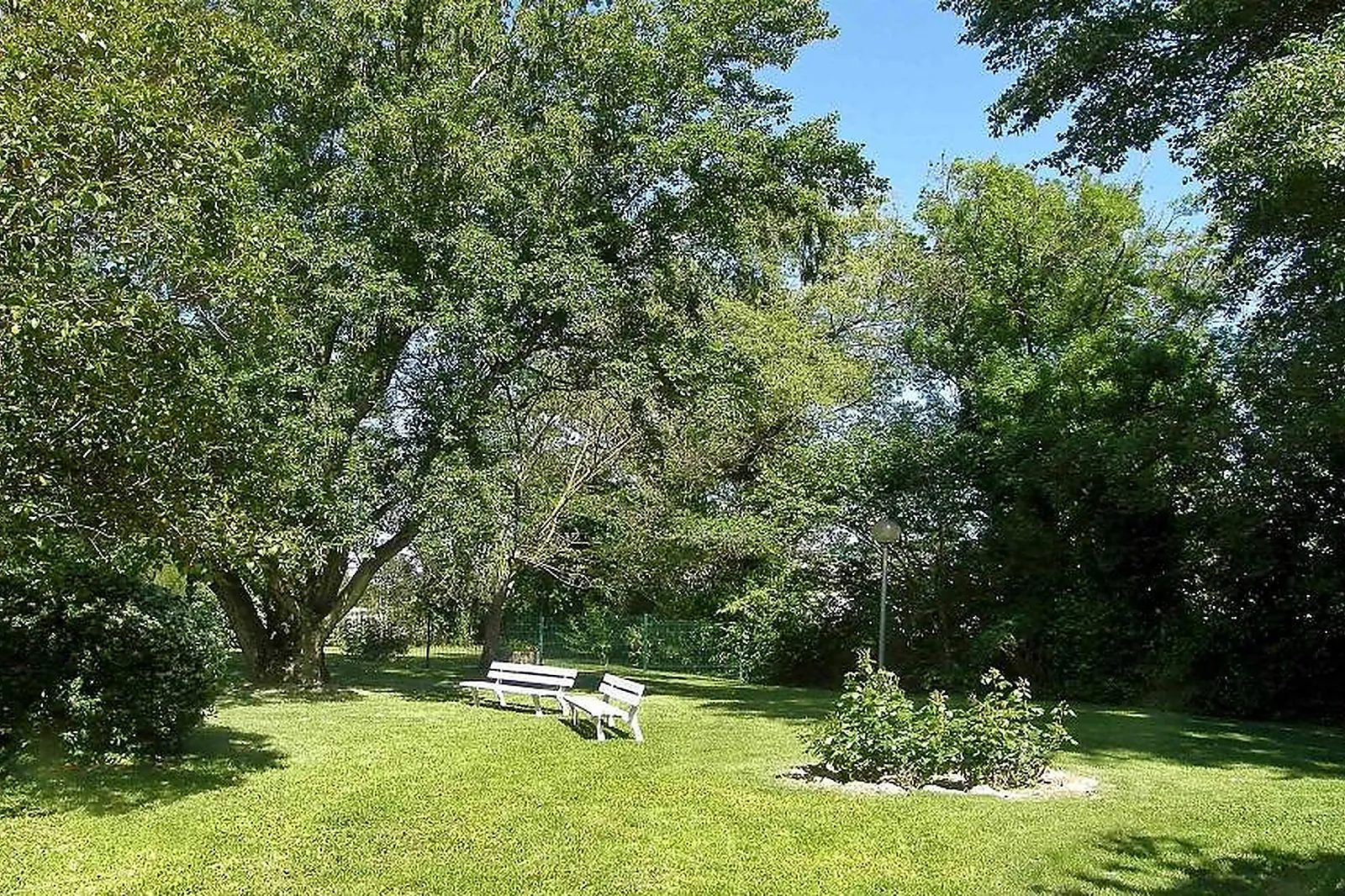 Lieux événementiels, HÔTEL IBIS CAVAILLON LUBERON