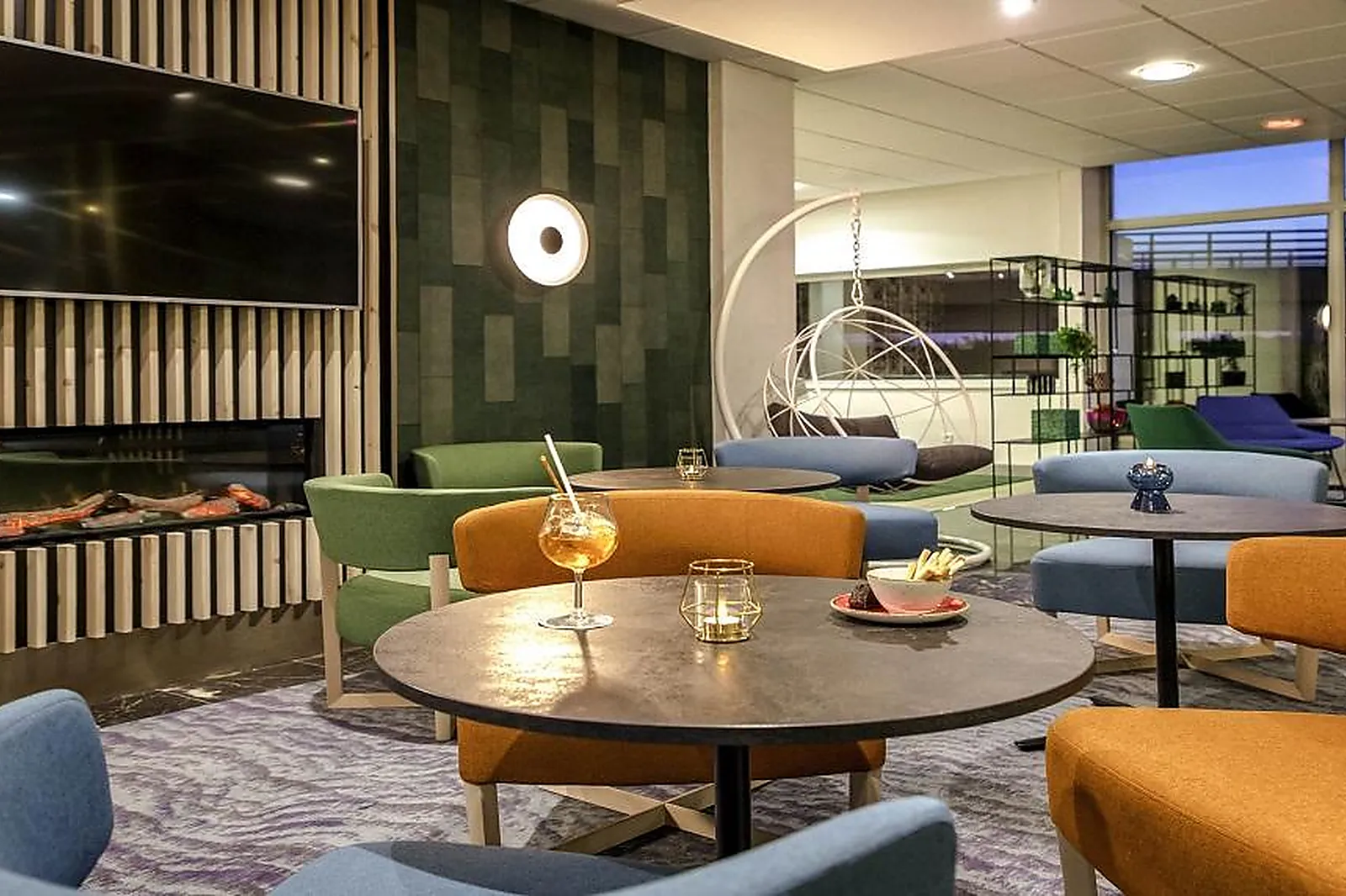 Lieux événementiels, HÔTEL IBIS CAVAILLON LUBERON