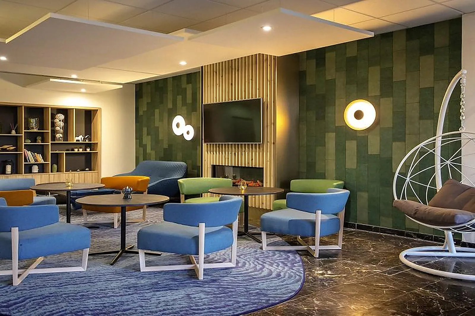 Lieux événementiels, HÔTEL IBIS CAVAILLON LUBERON