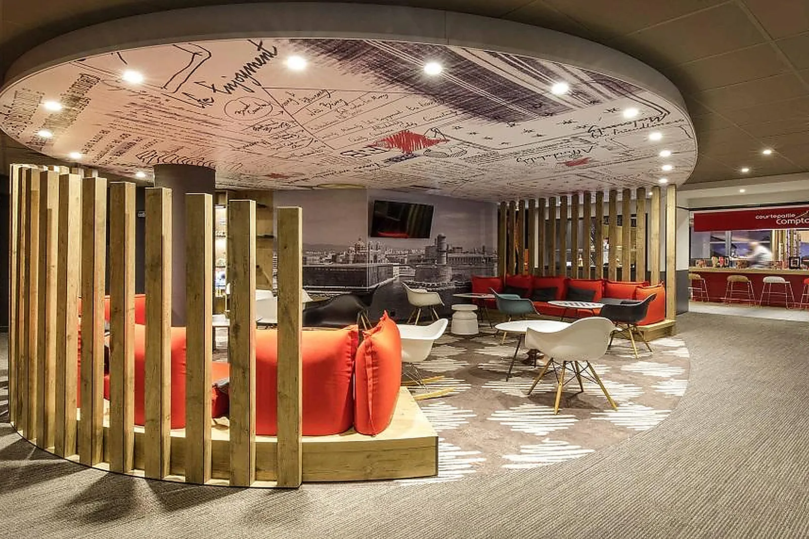 Lieux événementiels, HÔTEL IBIS MARSEILLE LA TIMONE