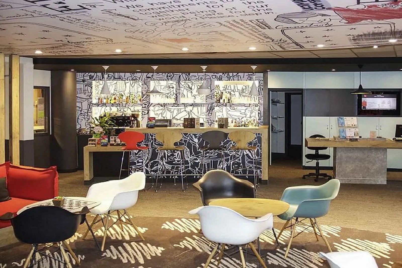 Lieux événementiels, HÔTEL IBIS MARSEILLE LA TIMONE