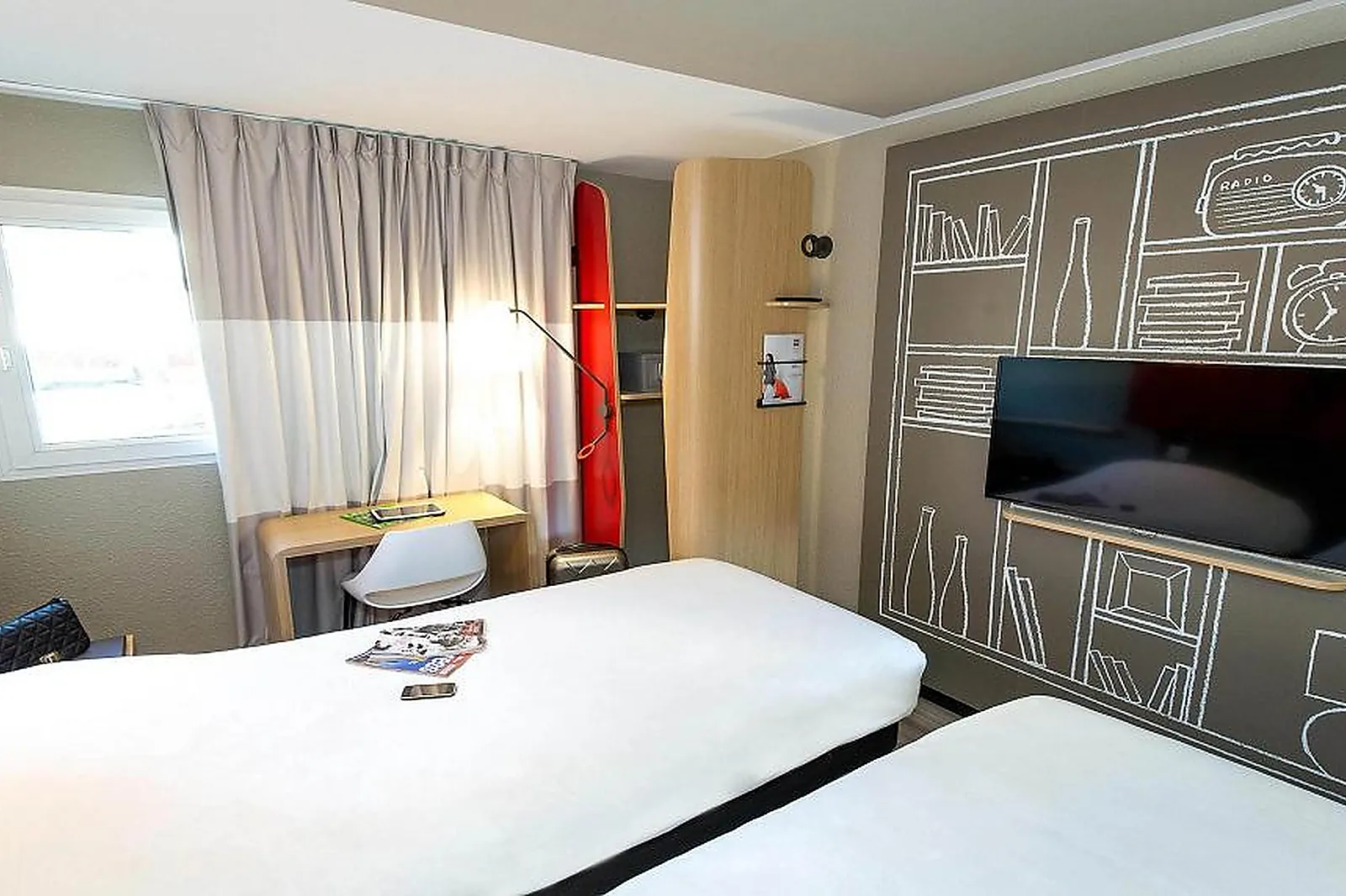 Lieux événementiels, HÔTEL IBIS MARSEILLE LA TIMONE