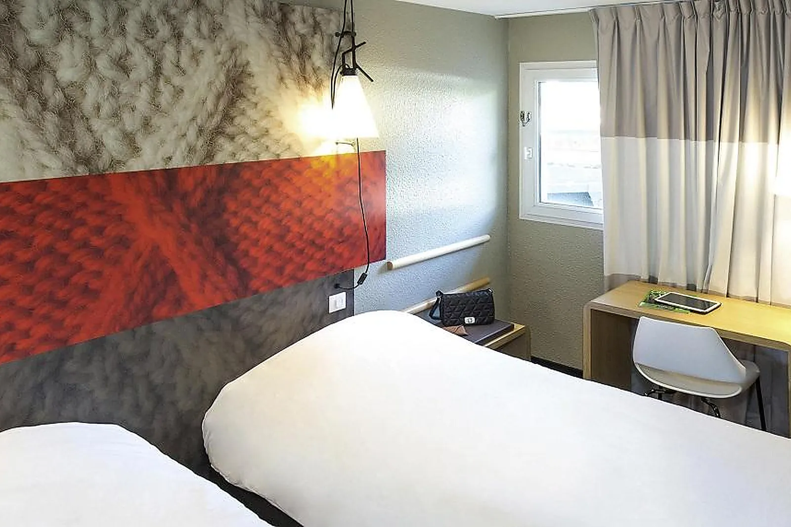 Lieux événementiels, HÔTEL IBIS MARSEILLE LA TIMONE