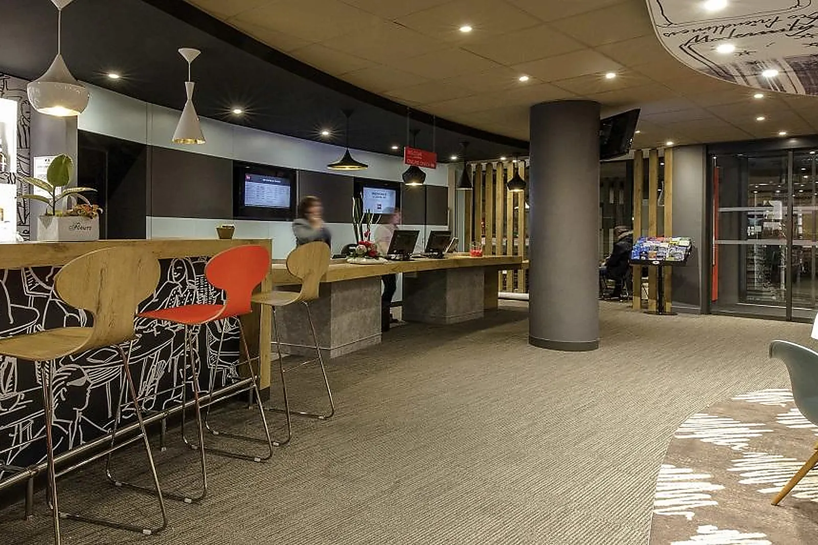 Lieux événementiels, HÔTEL IBIS MARSEILLE LA TIMONE