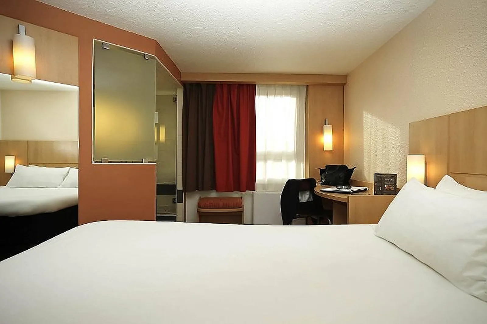 Lieux événementiels, HÔTEL IBIS MONTPELLIER CENTRE POLYGONE