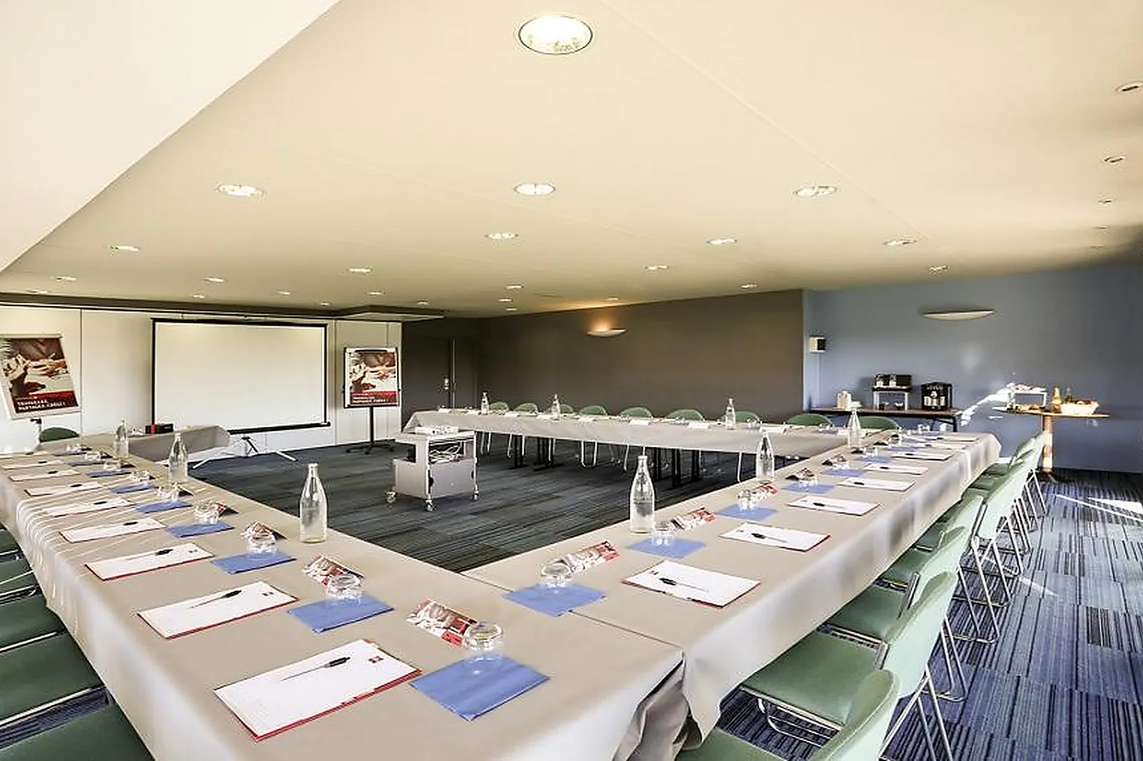 Lieux événementiels, HÔTEL IBIS MONTÉLIMAR NORD