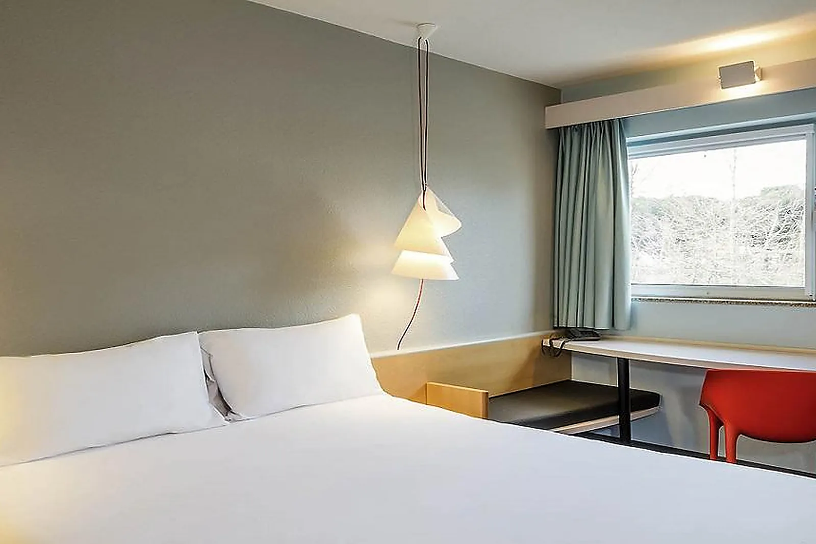 Lieux événementiels, HÔTEL IBIS MONTÉLIMAR NORD