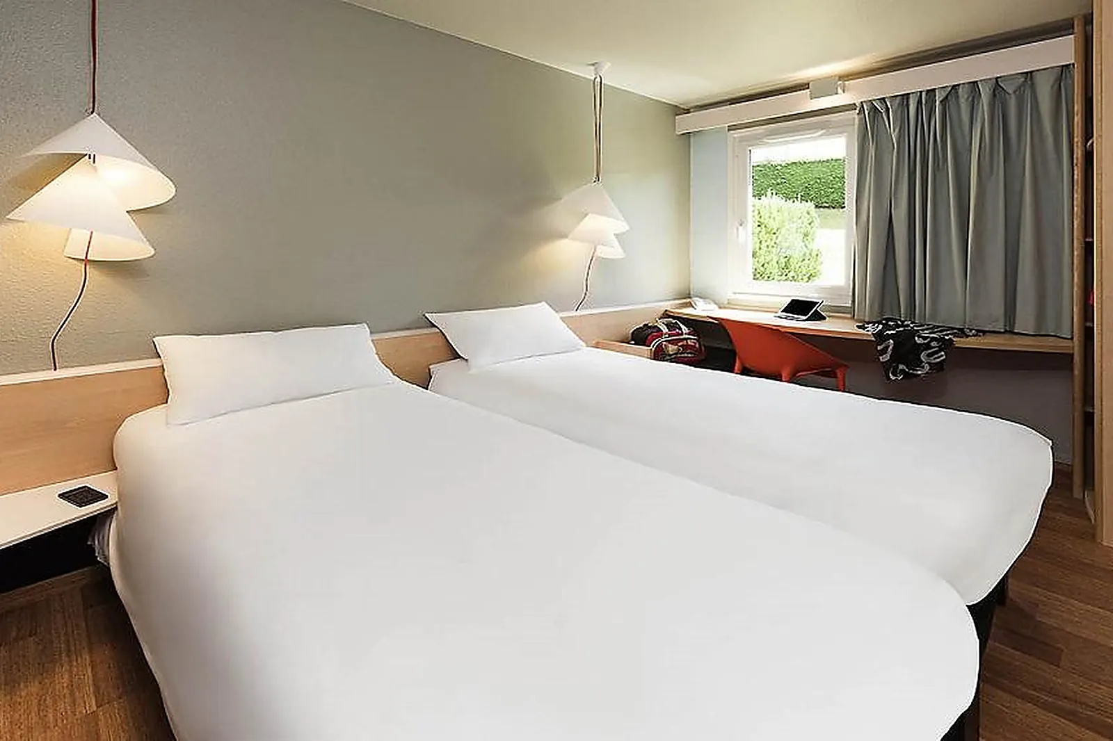 Lieux événementiels, HÔTEL IBIS MONTÉLIMAR NORD