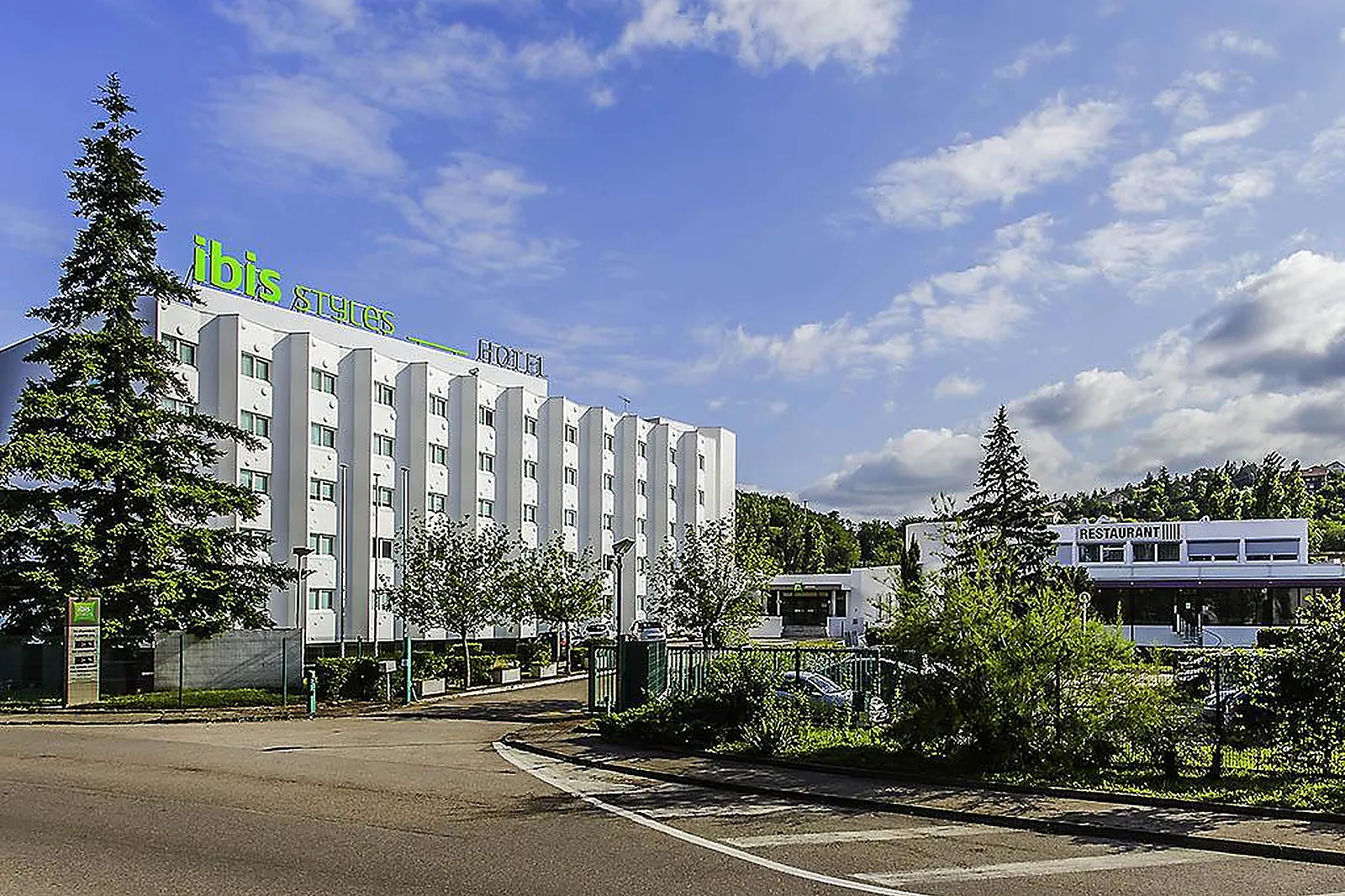 Hôtel, HÔTEL IBIS STYLES LYON SUD VIENNE