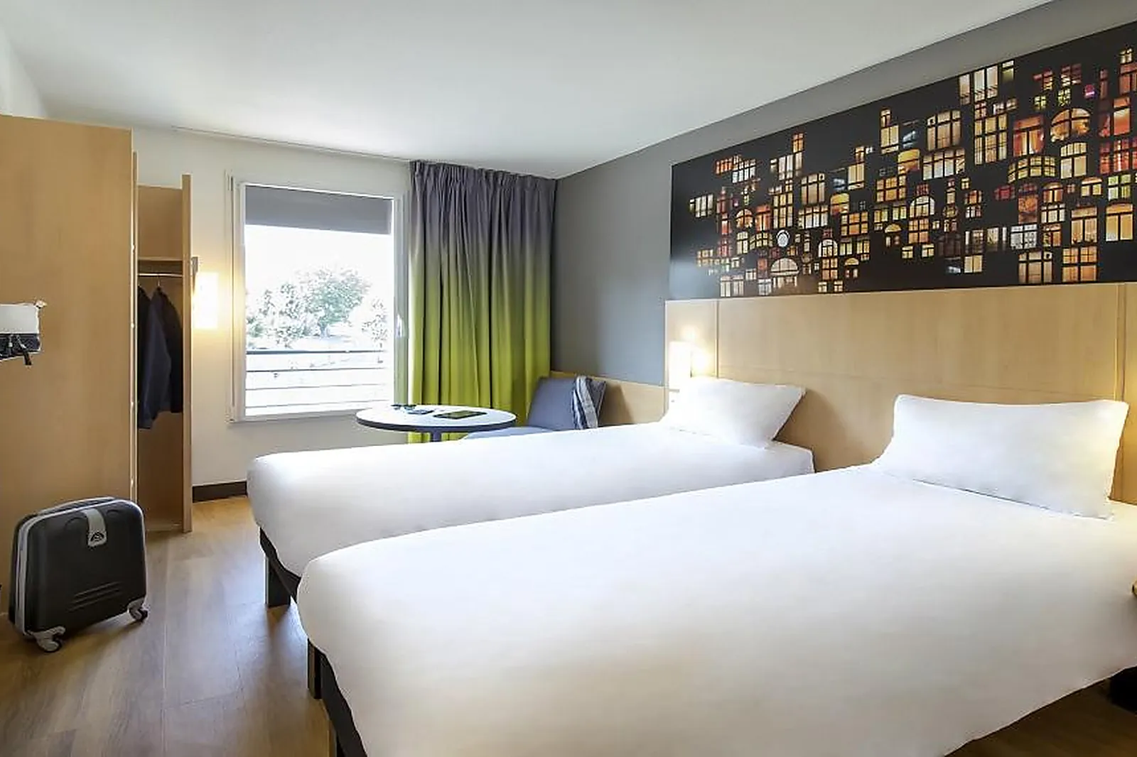 Lieux événementiels, HÔTEL IBIS VIENNE SAINT-LOUIS