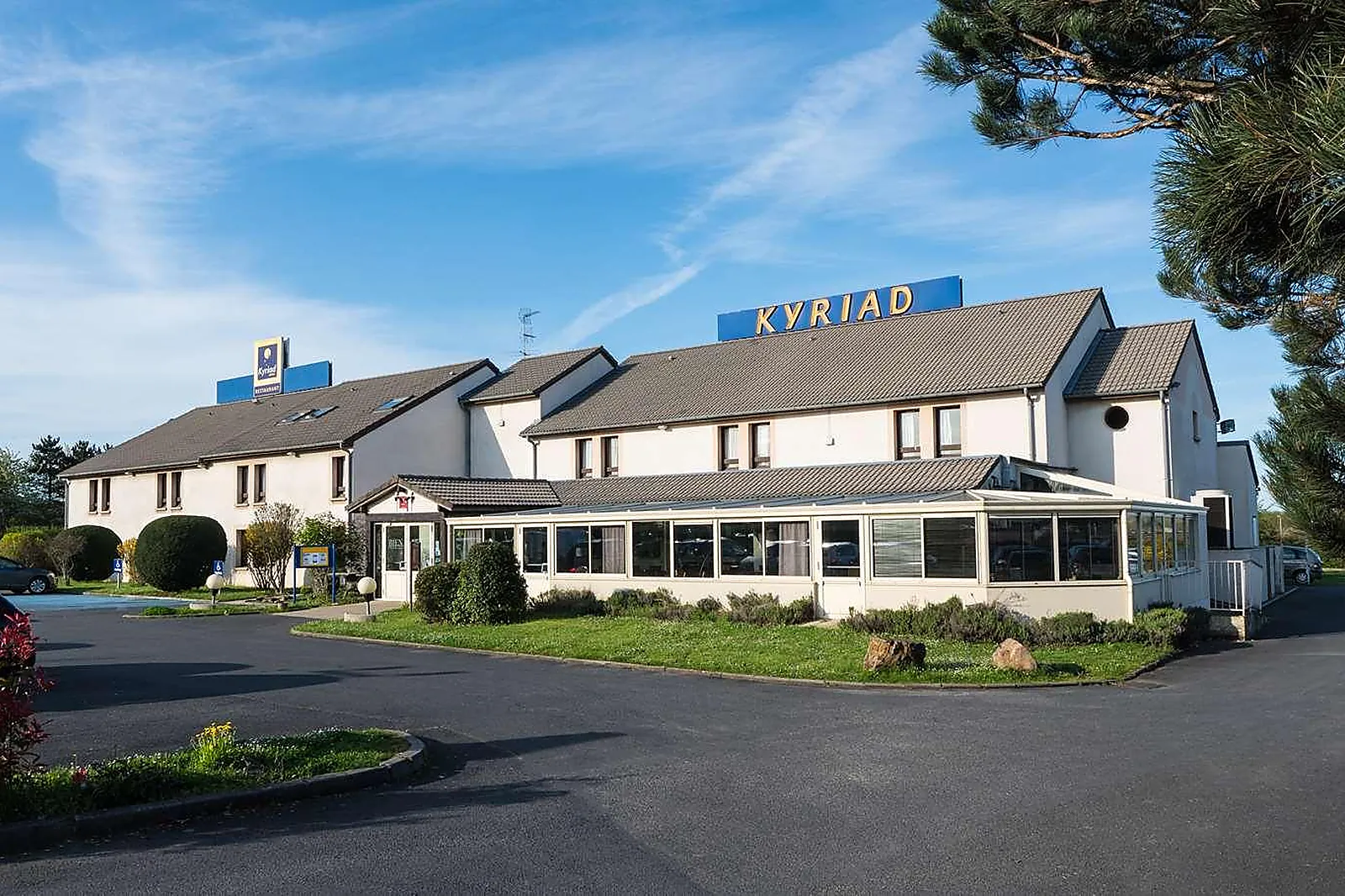 Hôtel, HÔTEL KYRIAD CAEN SUD IFS