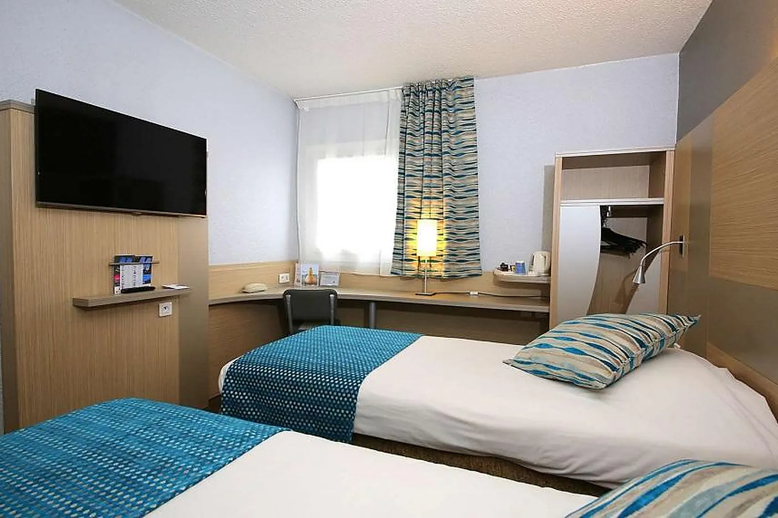 Lieux événementiels, HÔTEL KYRIAD MARSEILLE PALAIS DES CONGRÈS - VÉLODROME