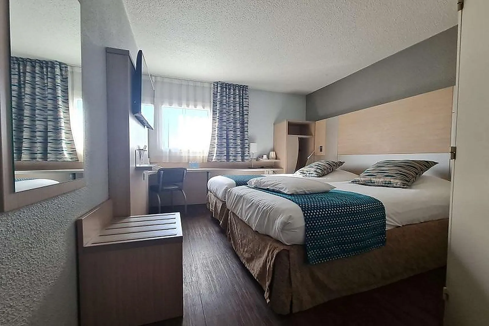 Lieux événementiels, HÔTEL KYRIAD MARSEILLE PALAIS DES CONGRÈS - VÉLODROME