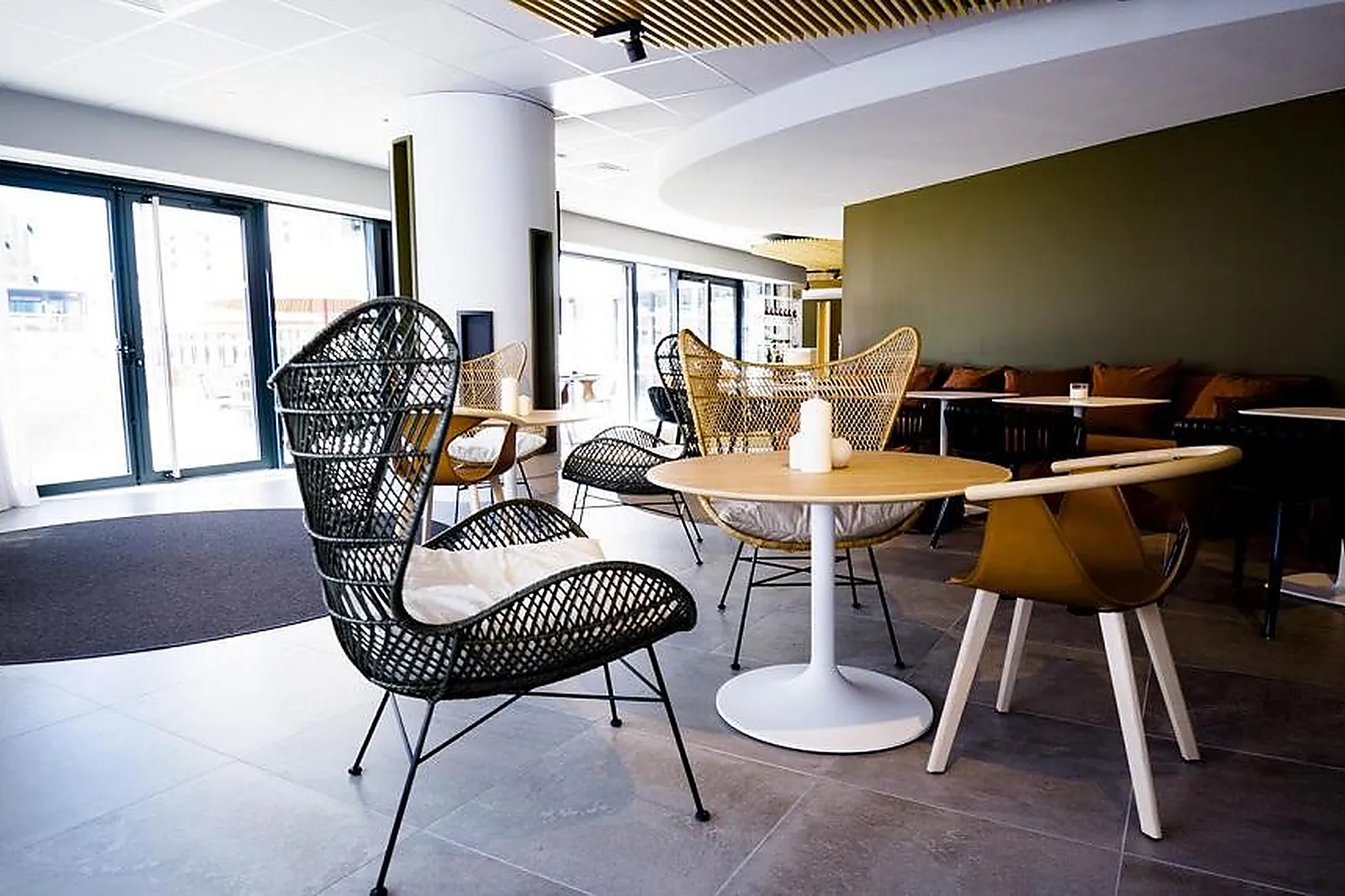 Lieux événementiels, HÔTEL LE BELAROIA - GOLDEN TULIP****