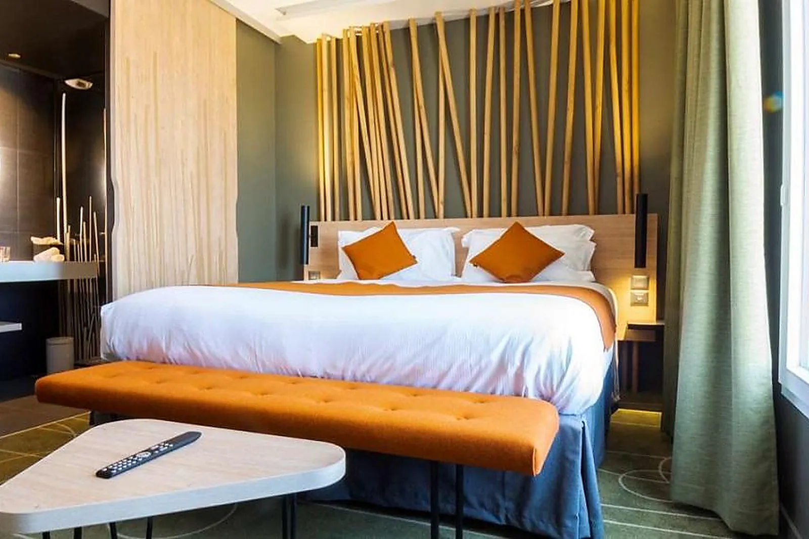 Lieux événementiels, HÔTEL LE BELAROIA - GOLDEN TULIP****