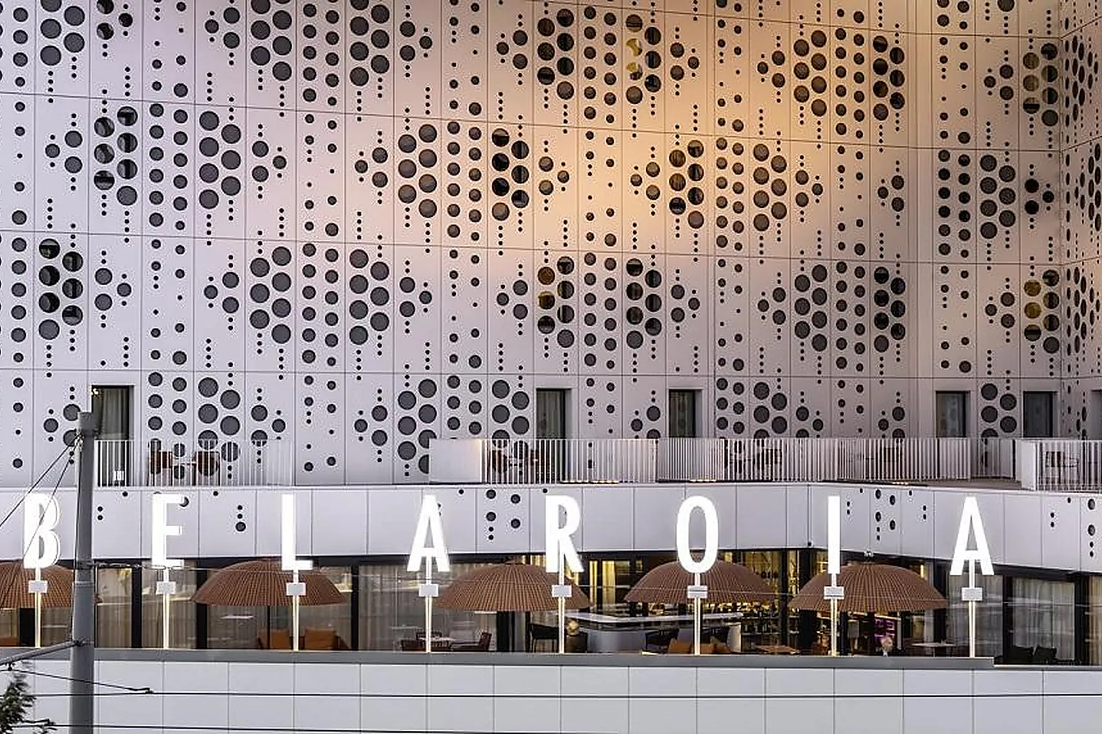 Lieux événementiels, HÔTEL LE BELAROIA - GOLDEN TULIP****