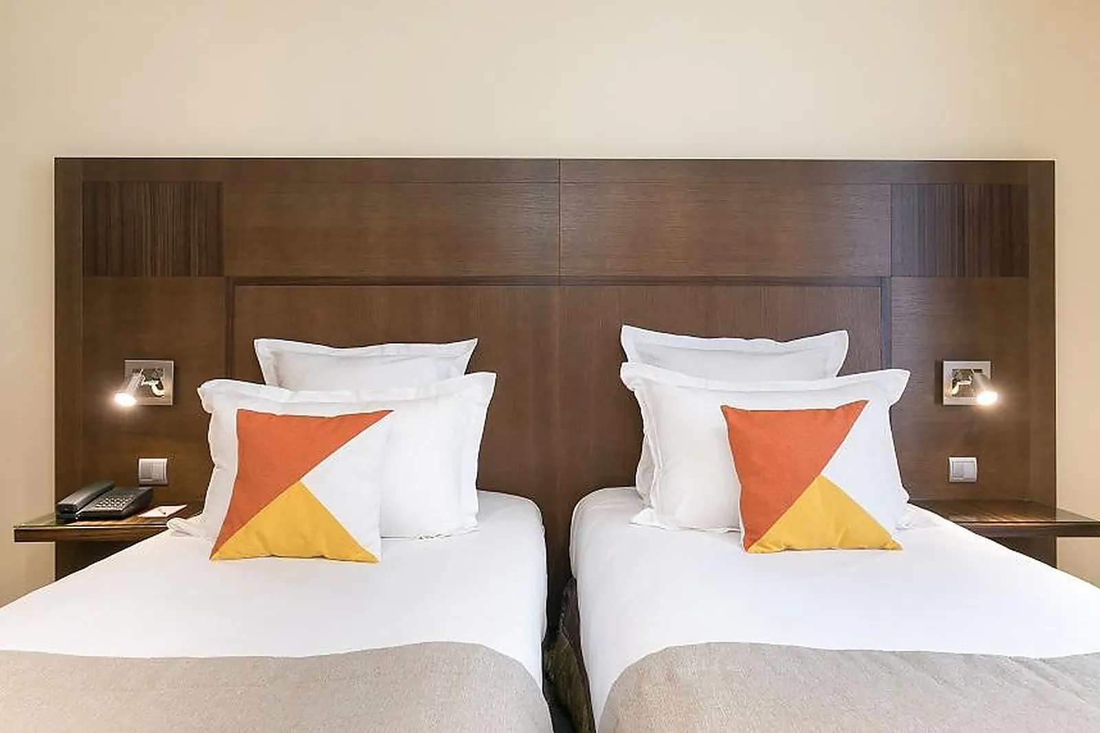 Lieux événementiels, HÔTEL LE CARDINAL