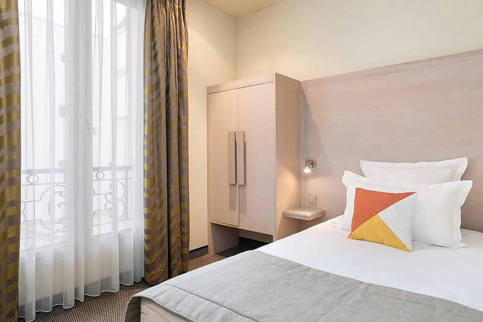 Lieux événementiels, HÔTEL LE CARDINAL