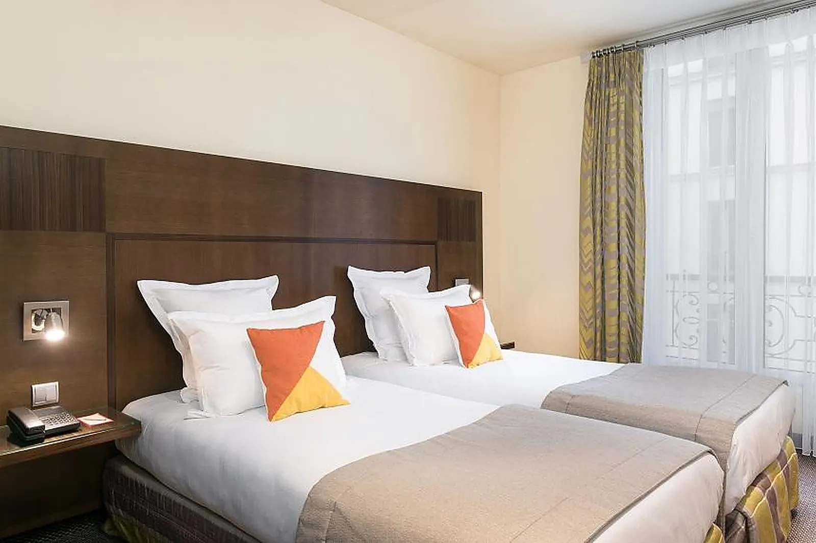 Lieux événementiels, HÔTEL LE CARDINAL