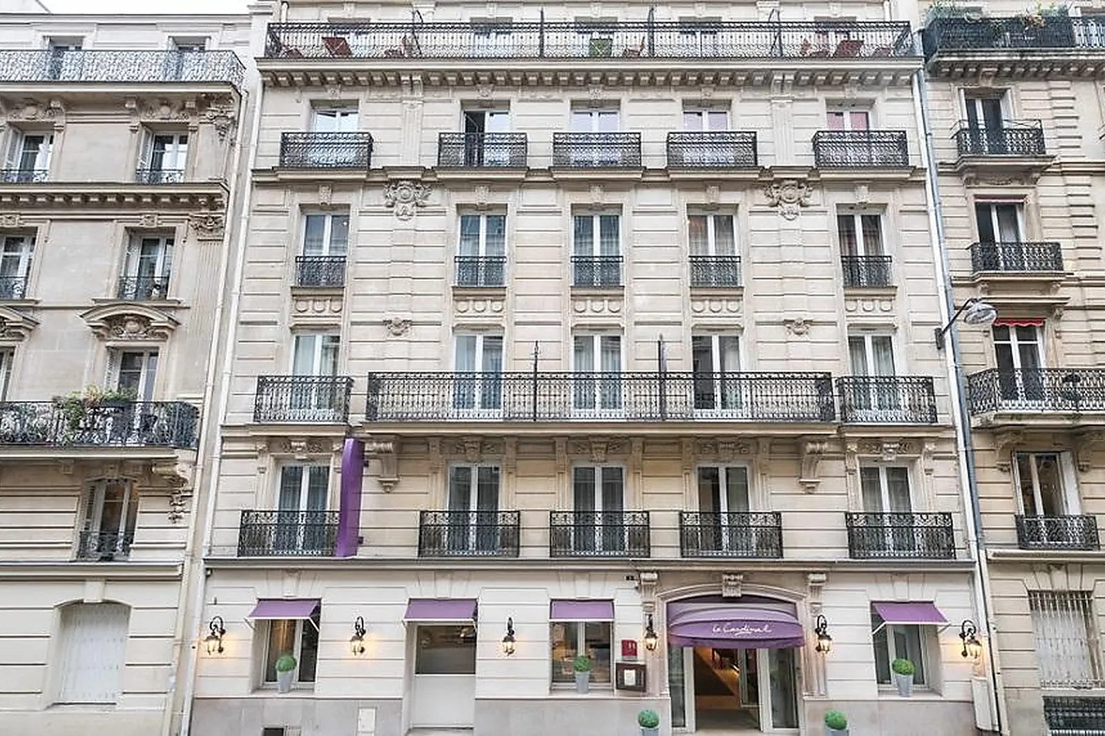 Lieux événementiels, HÔTEL LE CARDINAL
