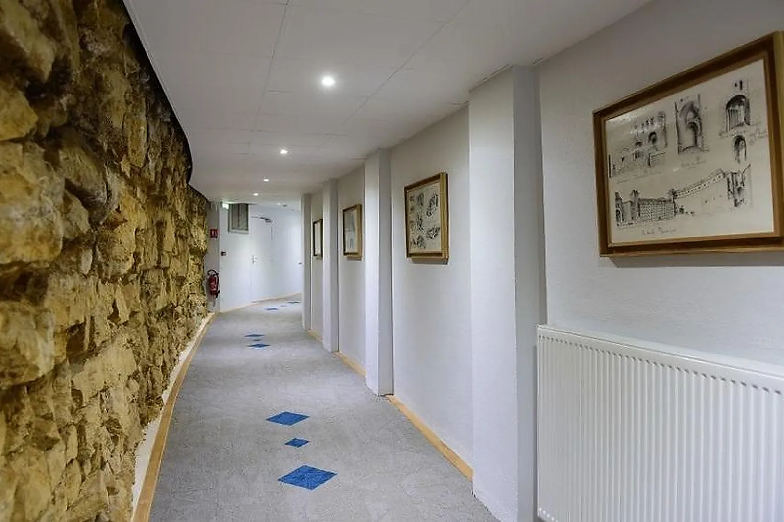 Hôtel, HÔTEL LE CHÂTEAU FORT