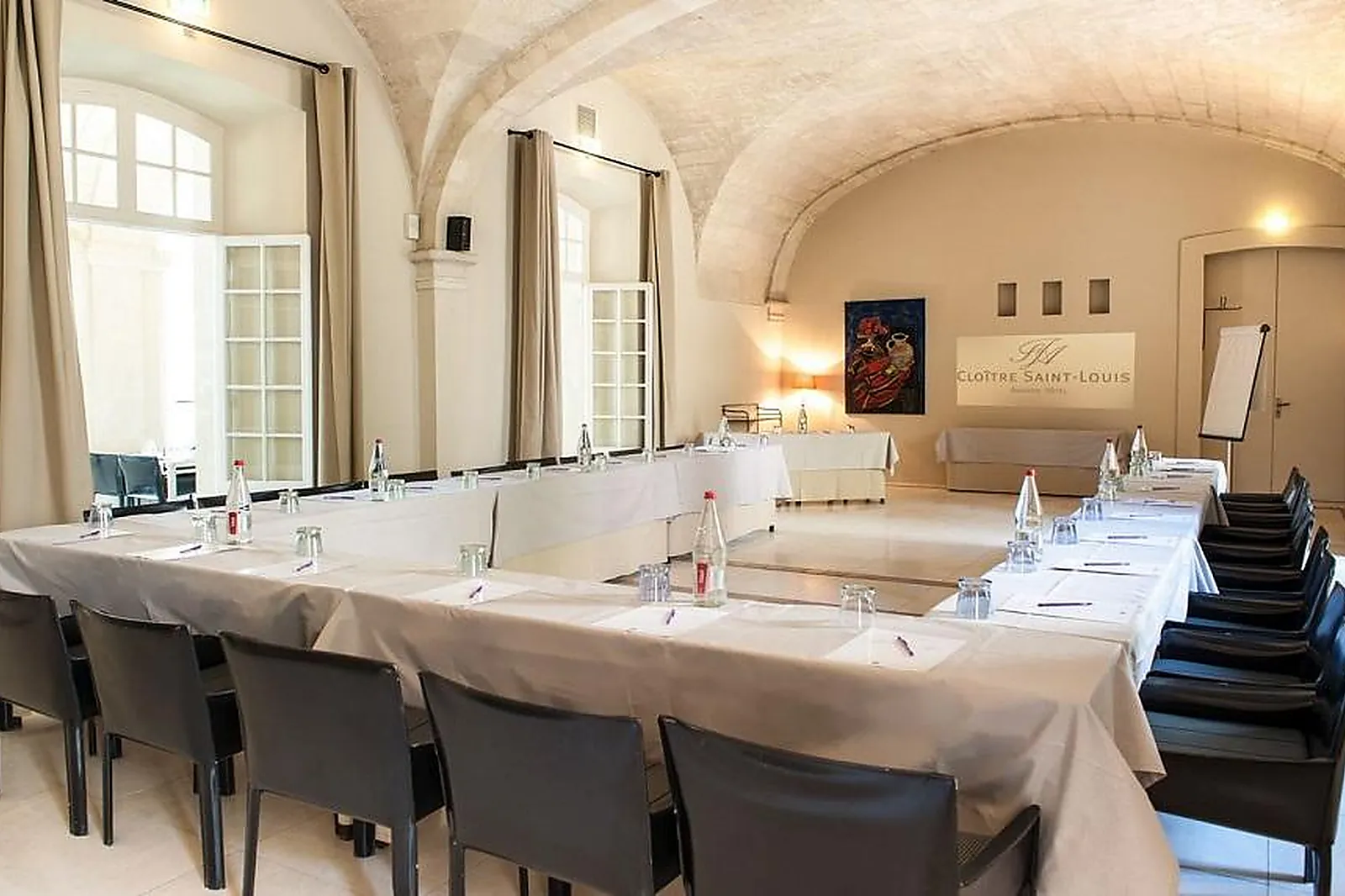 Hôtel, HÔTEL LE CLOÎTRE SAINT LOUIS