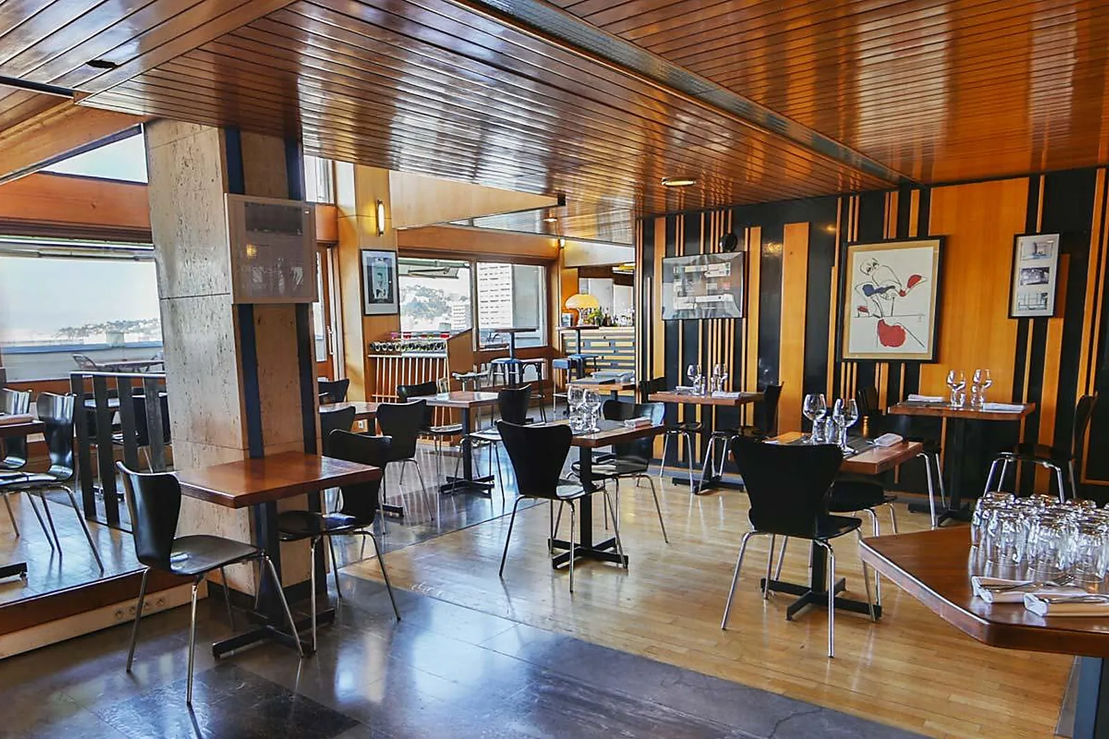 Hôtel, HÔTEL LE CORBUSIER