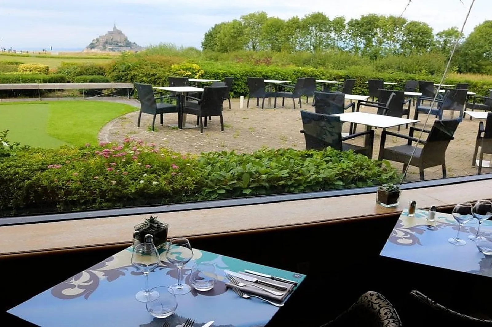 Lieux événementiels, HÔTEL LE RELAIS SAINT-MICHEL****