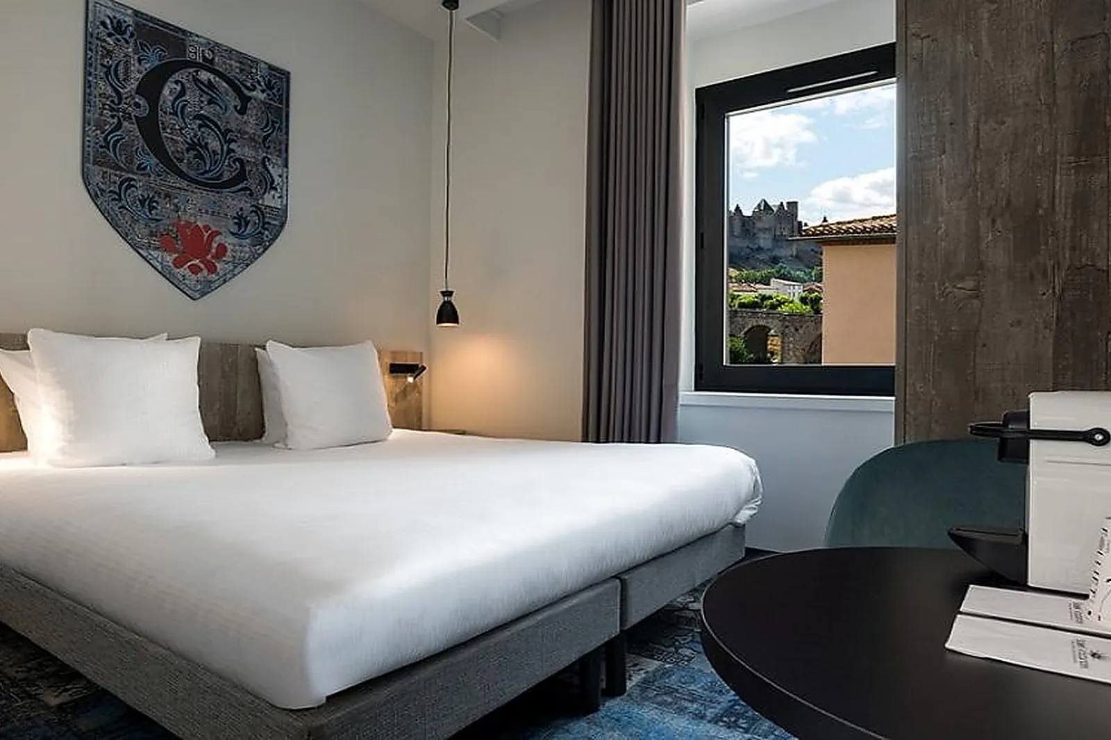 Lieux événementiels, HÔTEL LES CHEVALIERS BY SOWELL