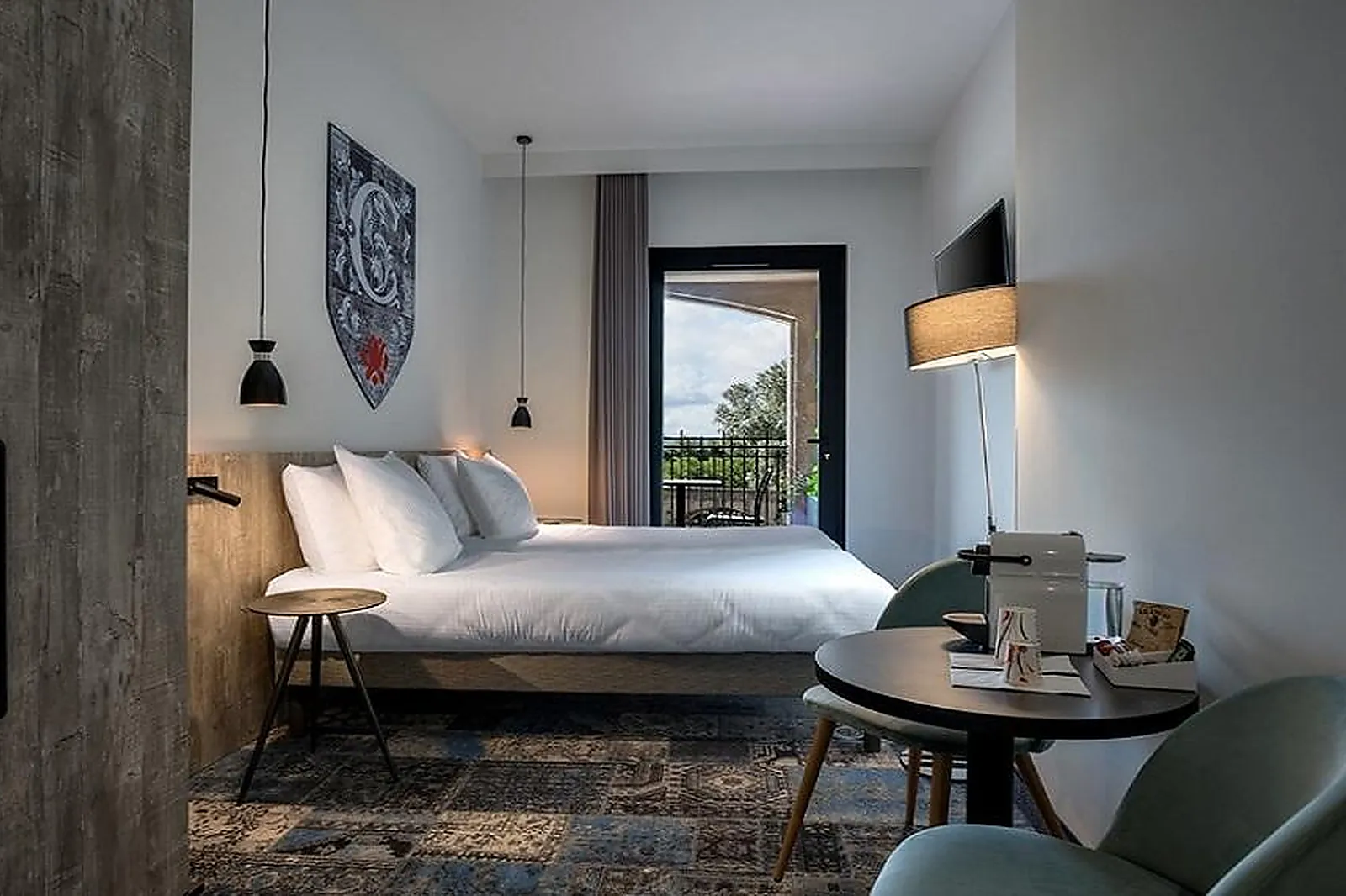 Lieux événementiels, HÔTEL LES CHEVALIERS BY SOWELL