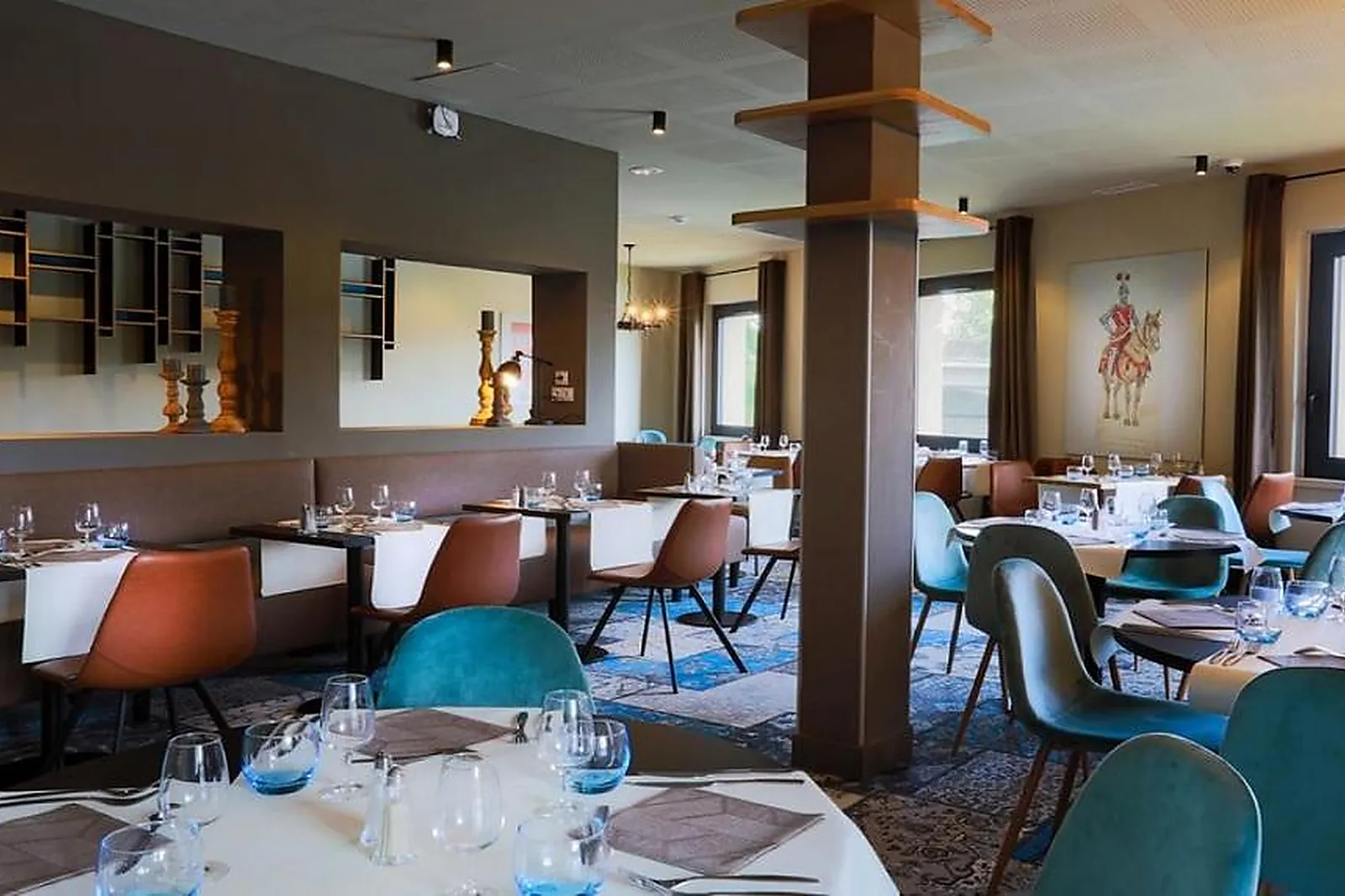 Lieux événementiels, HÔTEL LES CHEVALIERS BY SOWELL