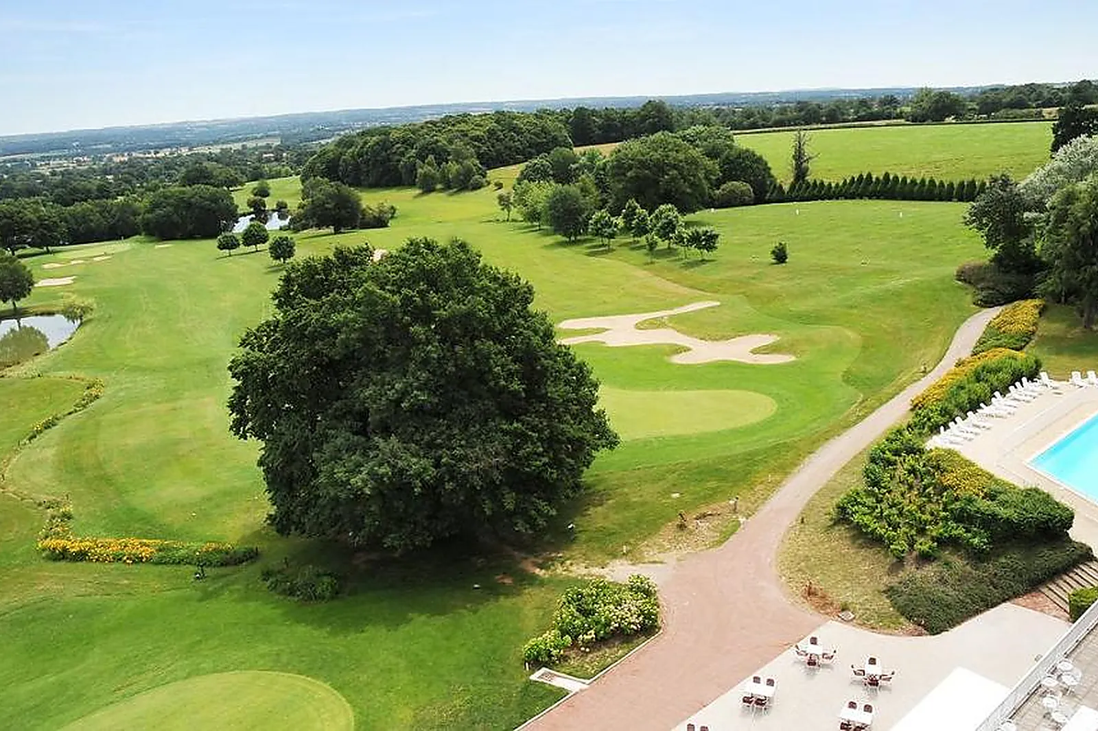 Lieux événementiels, HÔTEL LES DRYADES GOLF & SPA