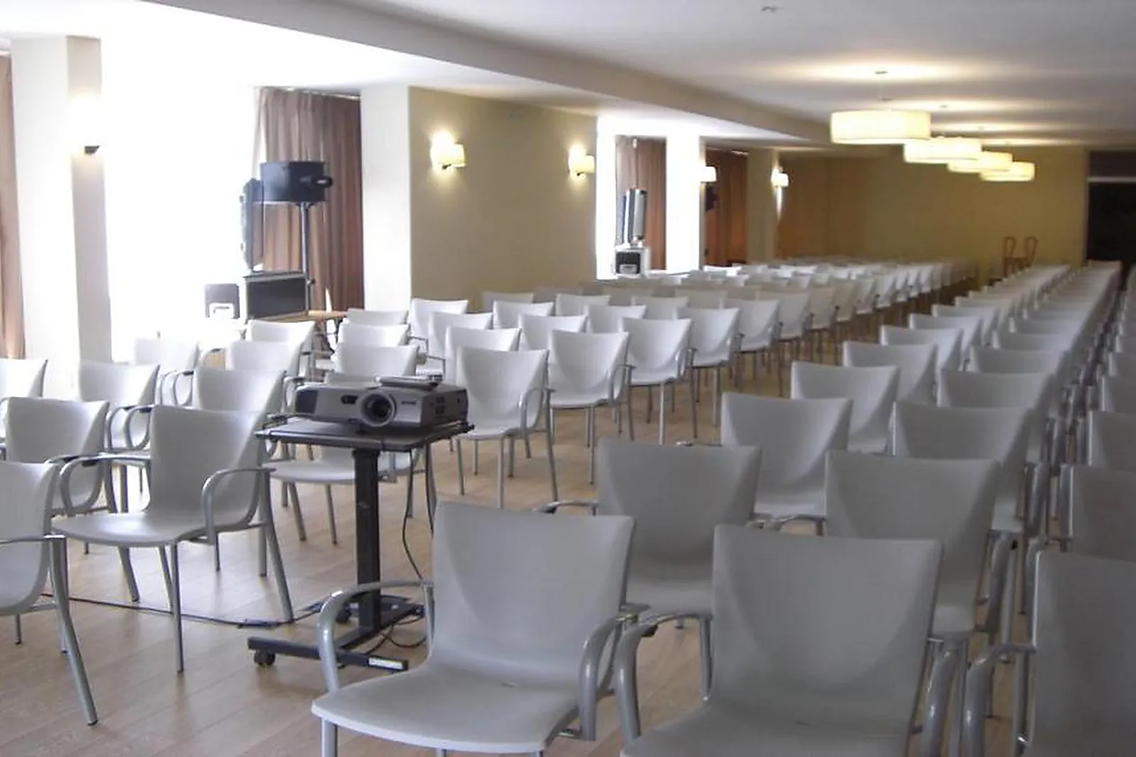 Lieux événementiels, HÔTEL LES DRYADES GOLF & SPA