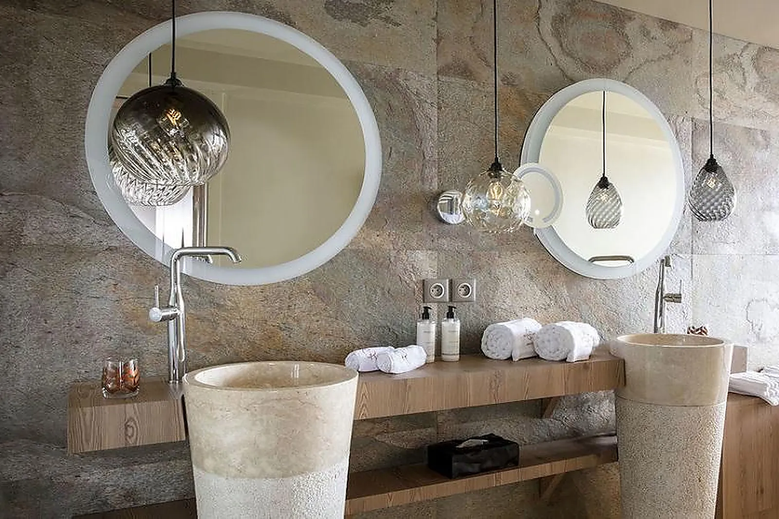 Lieux événementiels, HÔTEL LES GRANDES ROUSSES