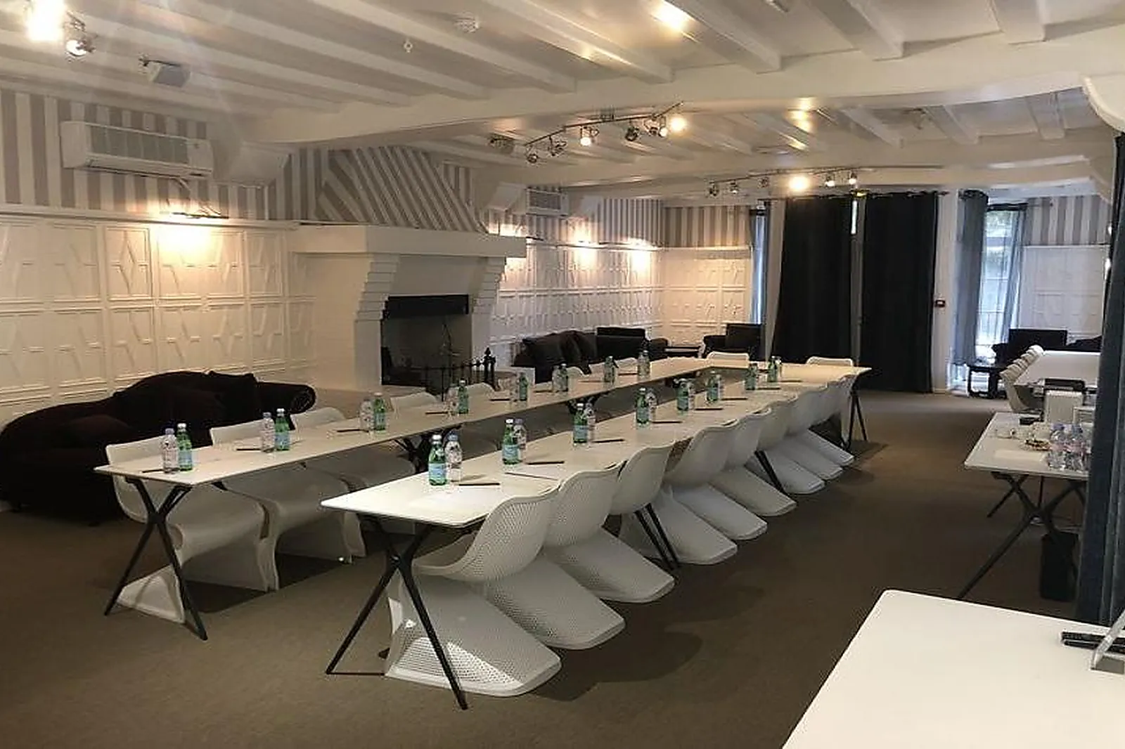 Lieux événementiels, HÔTEL LES PLÉIADES