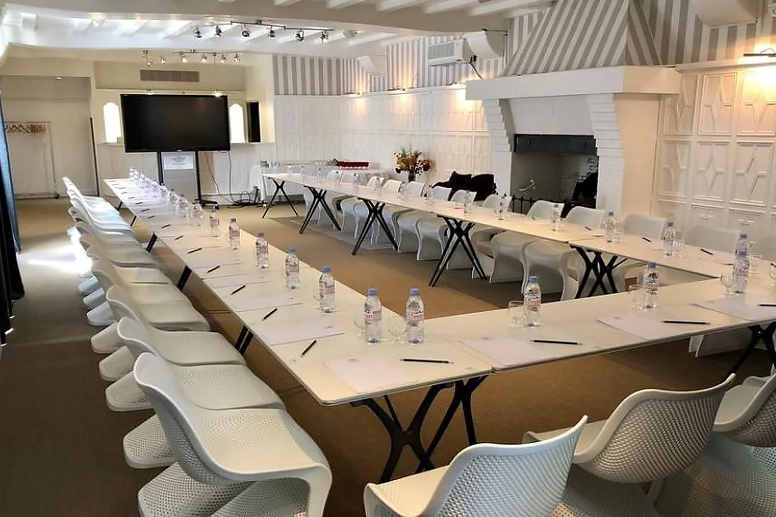 Lieux événementiels, HÔTEL LES PLÉIADES