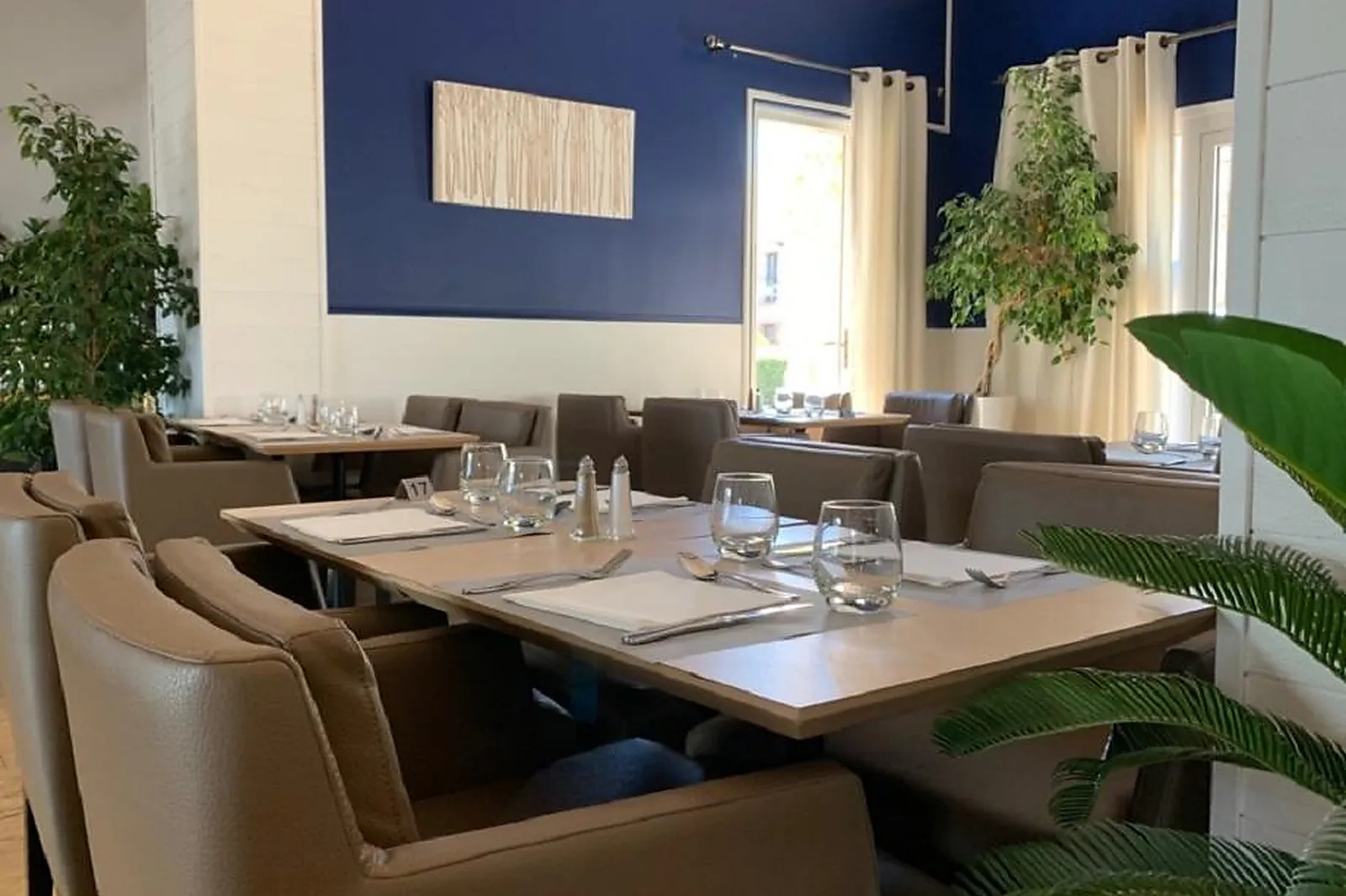 Lieux événementiels, HÔTEL LES SUITES - DOMAINE DE CRECY