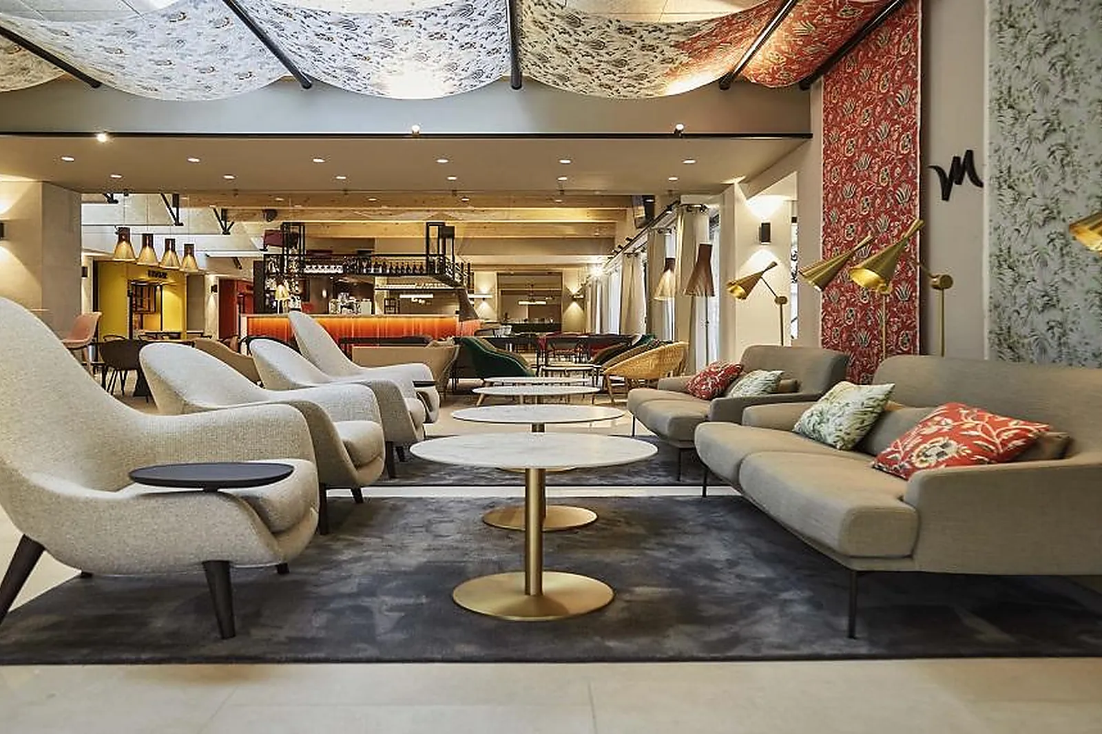 Lieux événementiels, HÔTEL MERCURE AVIGNON GARE TGV