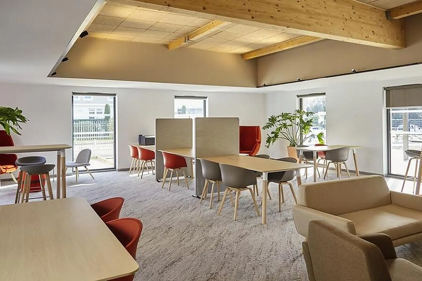 Lieux événementiels, HÔTEL MERCURE AVIGNON GARE TGV