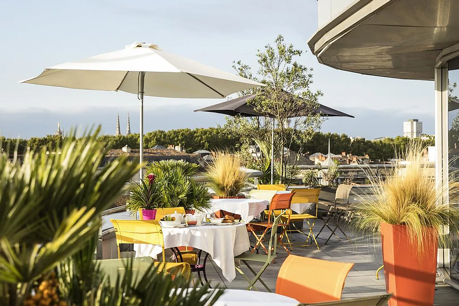 Hôtel, HÔTEL MERCURE BORDEAUX CITÉ MONDIALE CENTRE VILLE