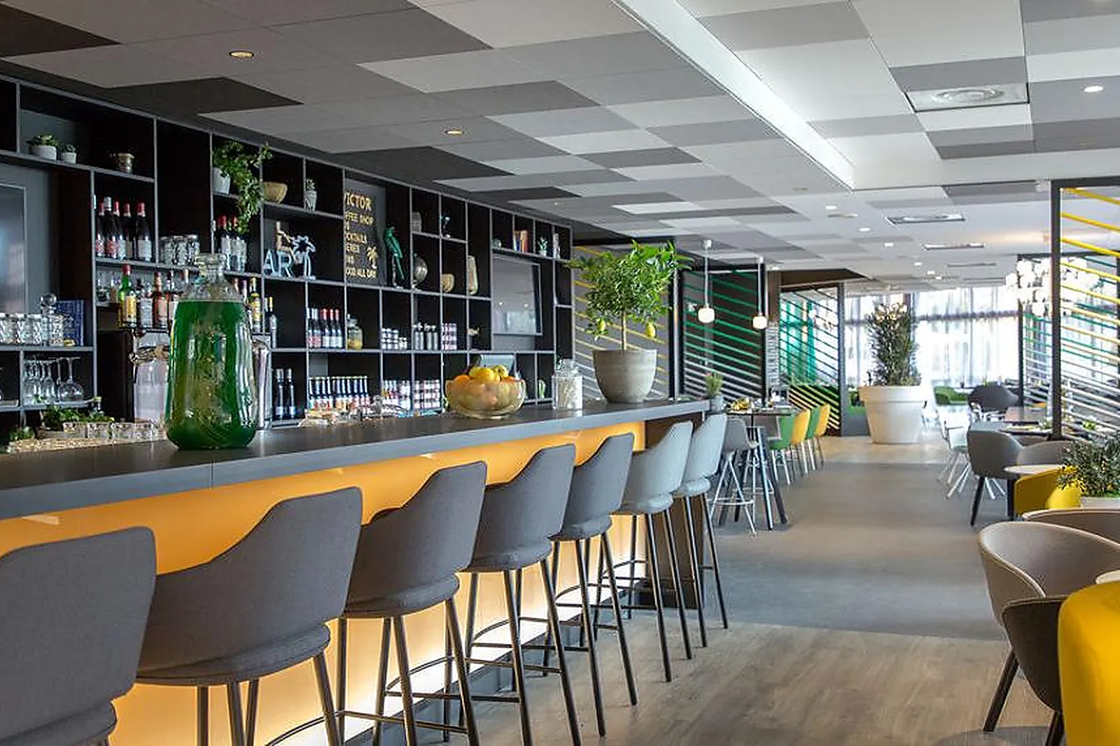 Lieux événementiels, HÔTEL MERCURE HYÈRES CENTRE