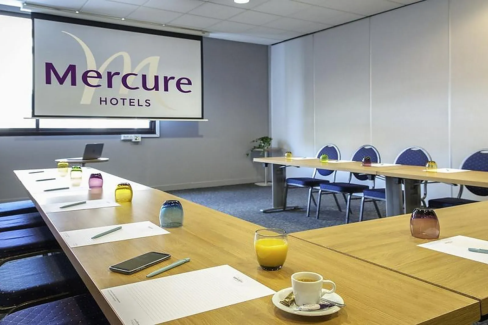 Lieux événementiels, HÔTEL MERCURE HYÈRES CENTRE