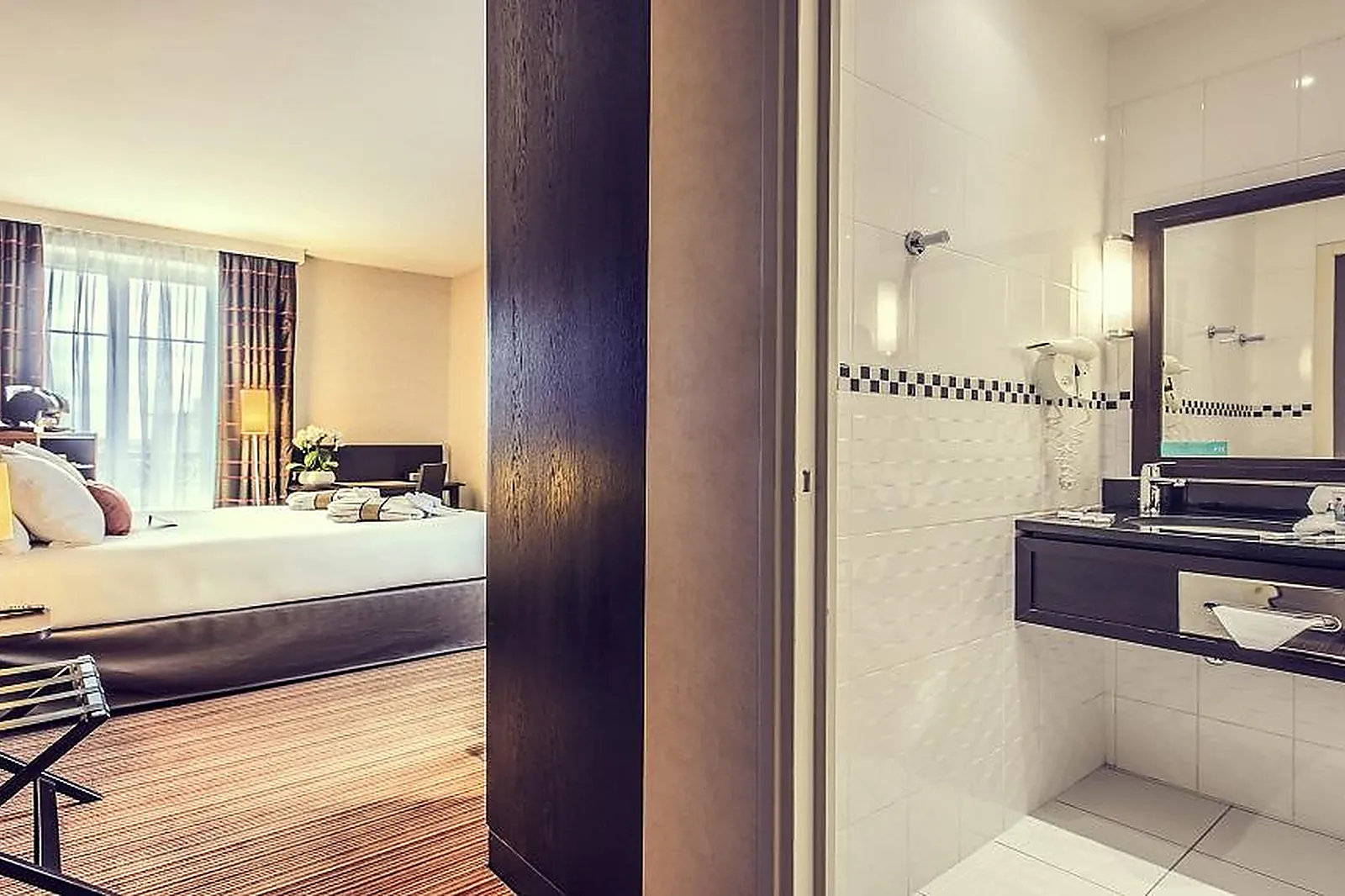 Lieux événementiels, HÔTEL MERCURE LE MANS CENTRE